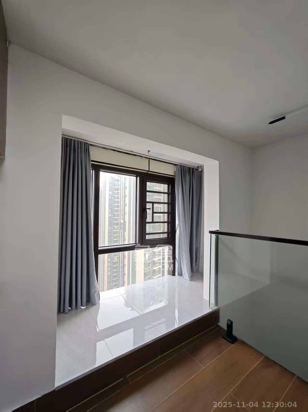 万科金色梦想B区 1室0厅0卫 1700.0元/月 万科金色梦想B区 1室0厅0卫 1700.0元/月室内图