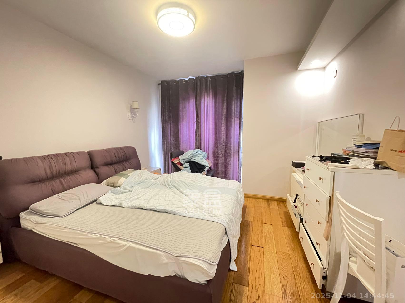 融科东南海  4室2厅2卫    4000.0元/月室内图