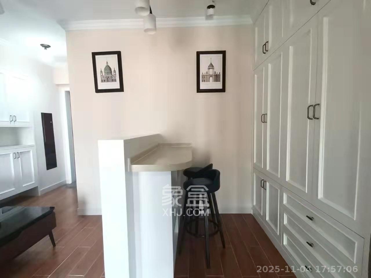 第六都（陆都小区）  1室1厅1卫    2000.0元/月室内图