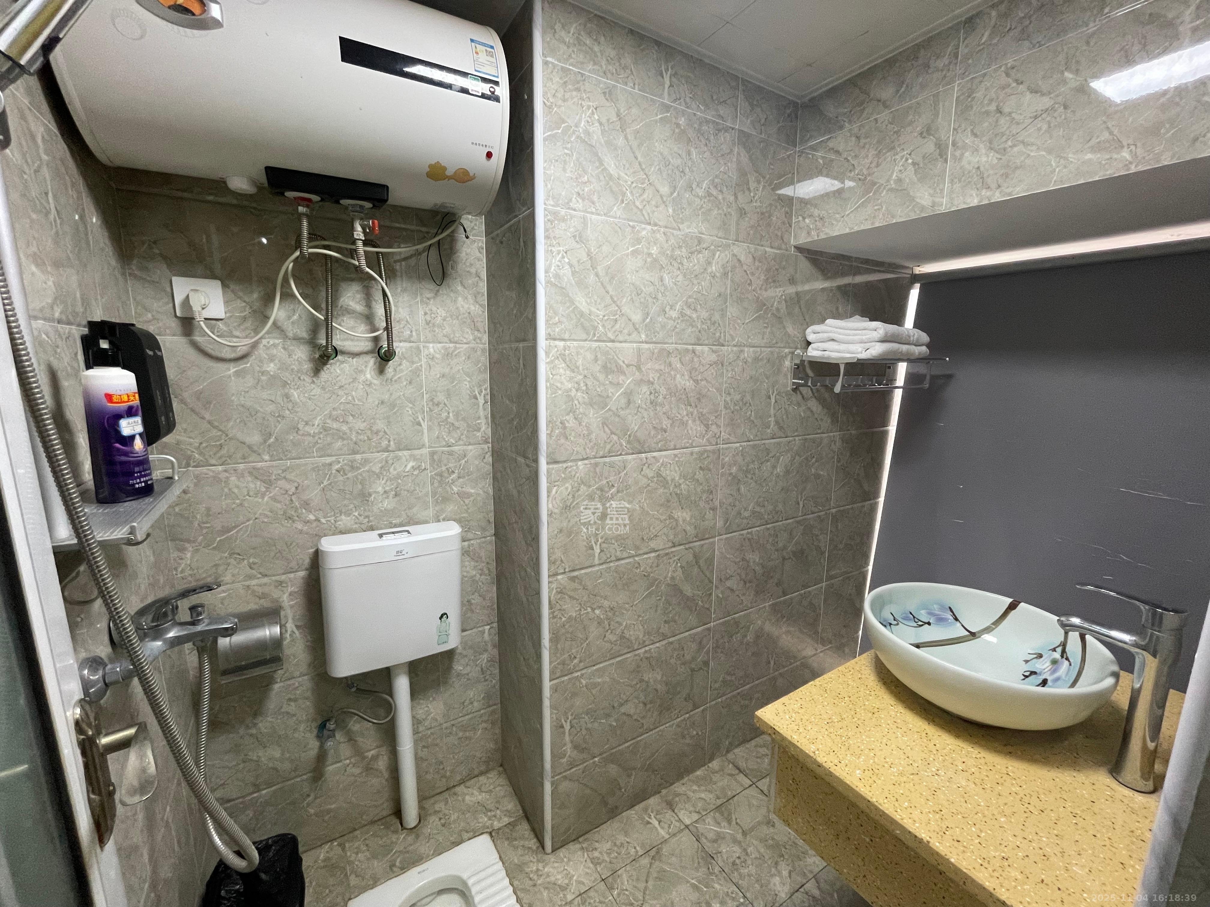 中建芙蓉嘉苑 1室1厅1卫 1300.0元/月 中建芙蓉嘉苑 1室1厅1卫 1300.0元/月室内图