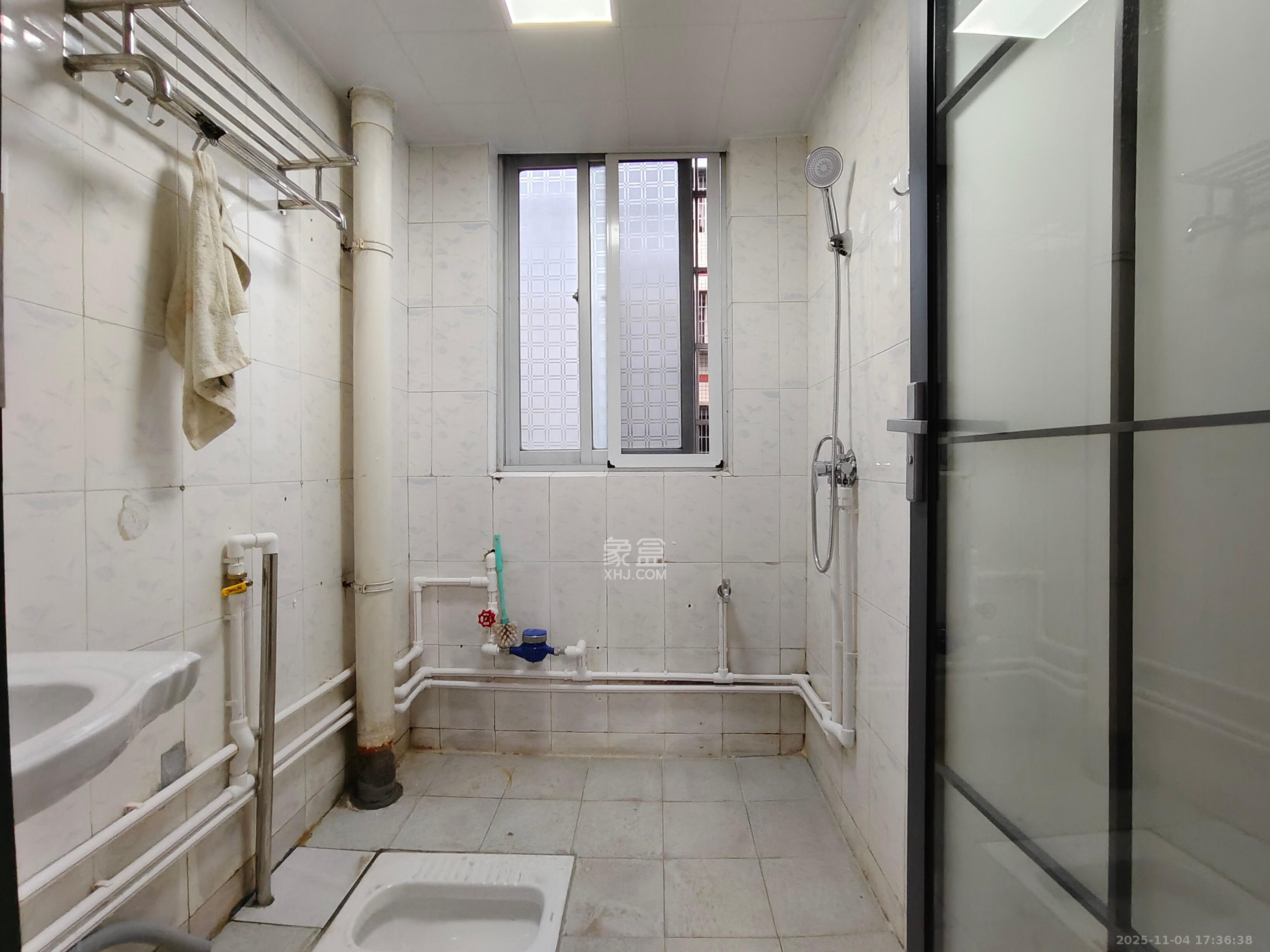 马王堆防水市场（马王堆新合八村安置住宅）  2室2厅1卫    1700.0元/月室内图