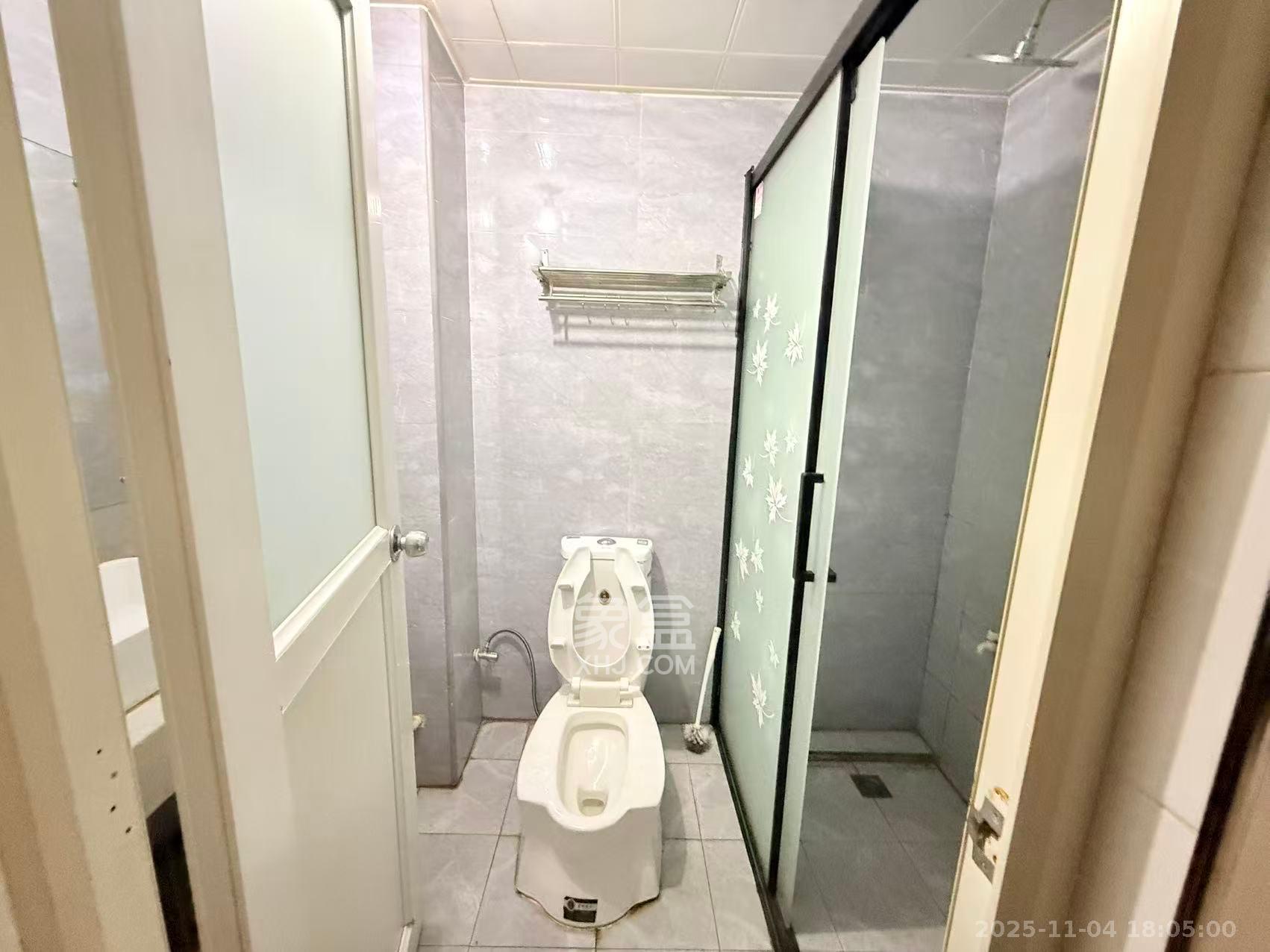 汀兰雅苑 1室1厅1卫 1700.0元/月 汀兰雅苑 1室1厅1卫 1700.0元/月室内图