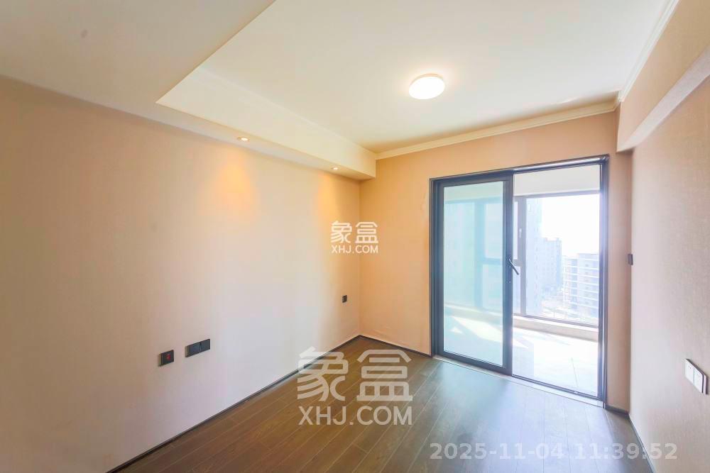 印湘江二（印江雅居）  3室2厅2卫    5500.0元/月室内图