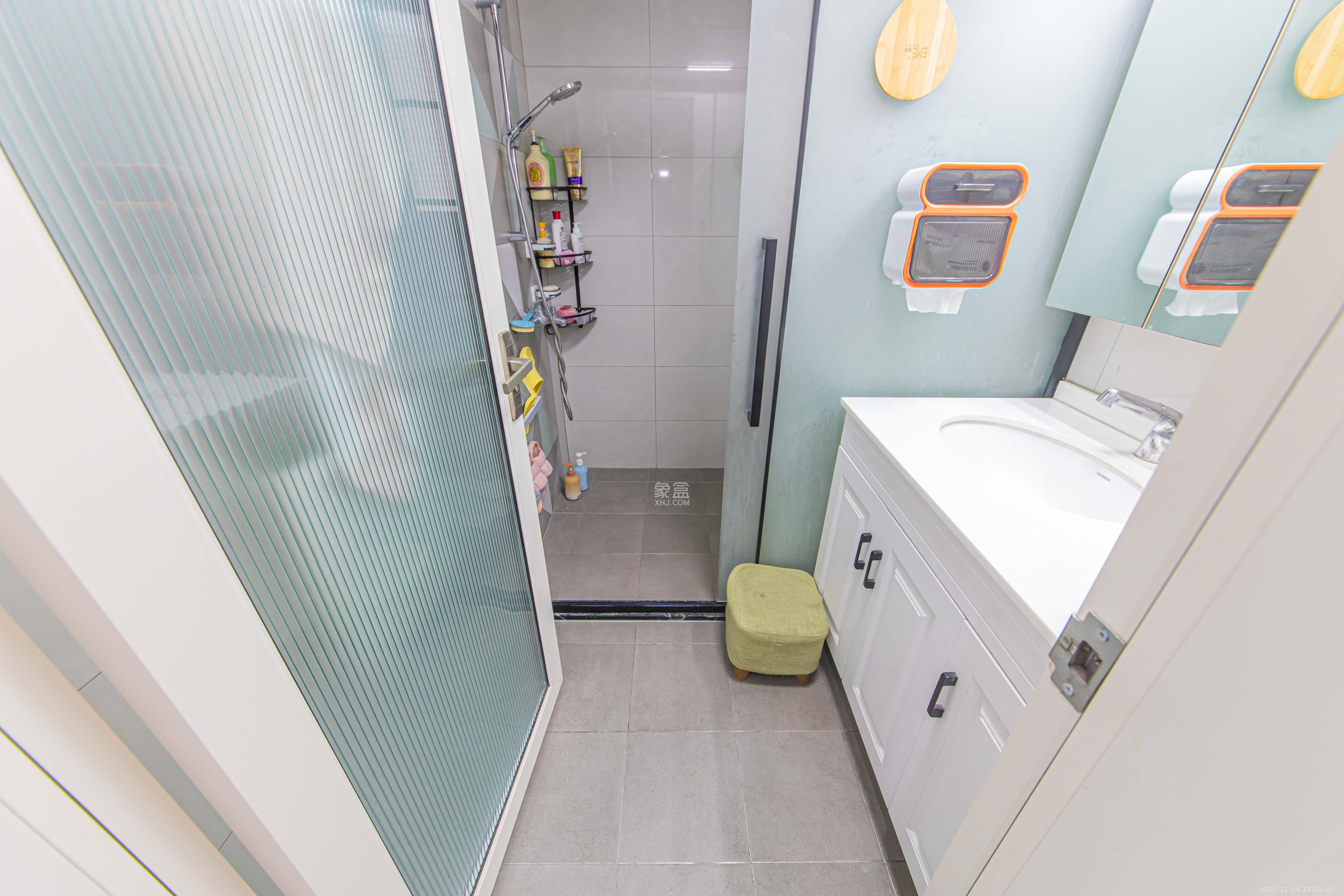 中信文化广场(中信新城二期) 3室2厅1卫 80.0万 中信文化广场(中信新城二期) 3室2厅1卫 80.0万卫生间