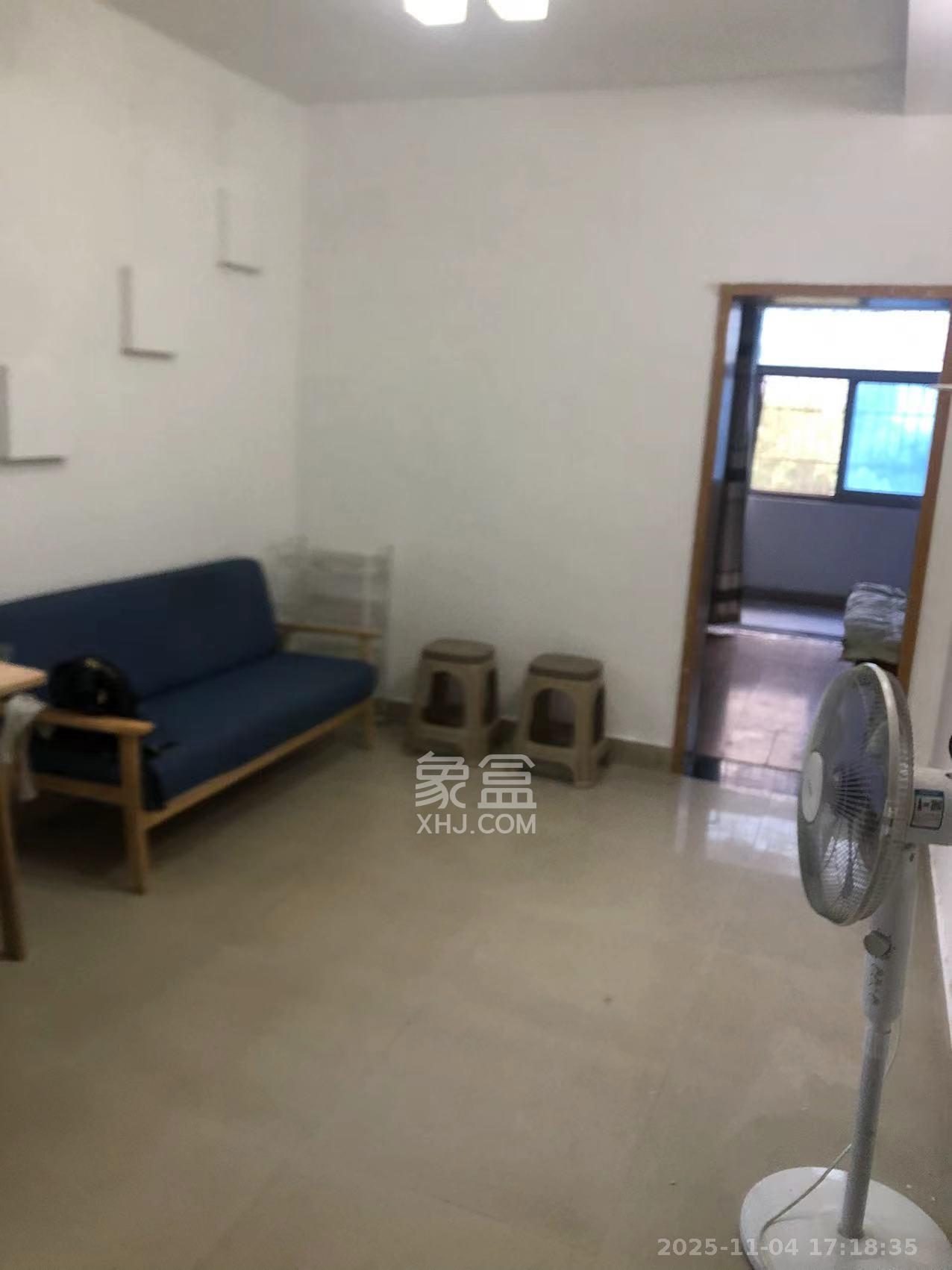 景园小区 2室1厅1卫 1600.0元/月 景园小区 2室1厅1卫 1600.0元/月室内图