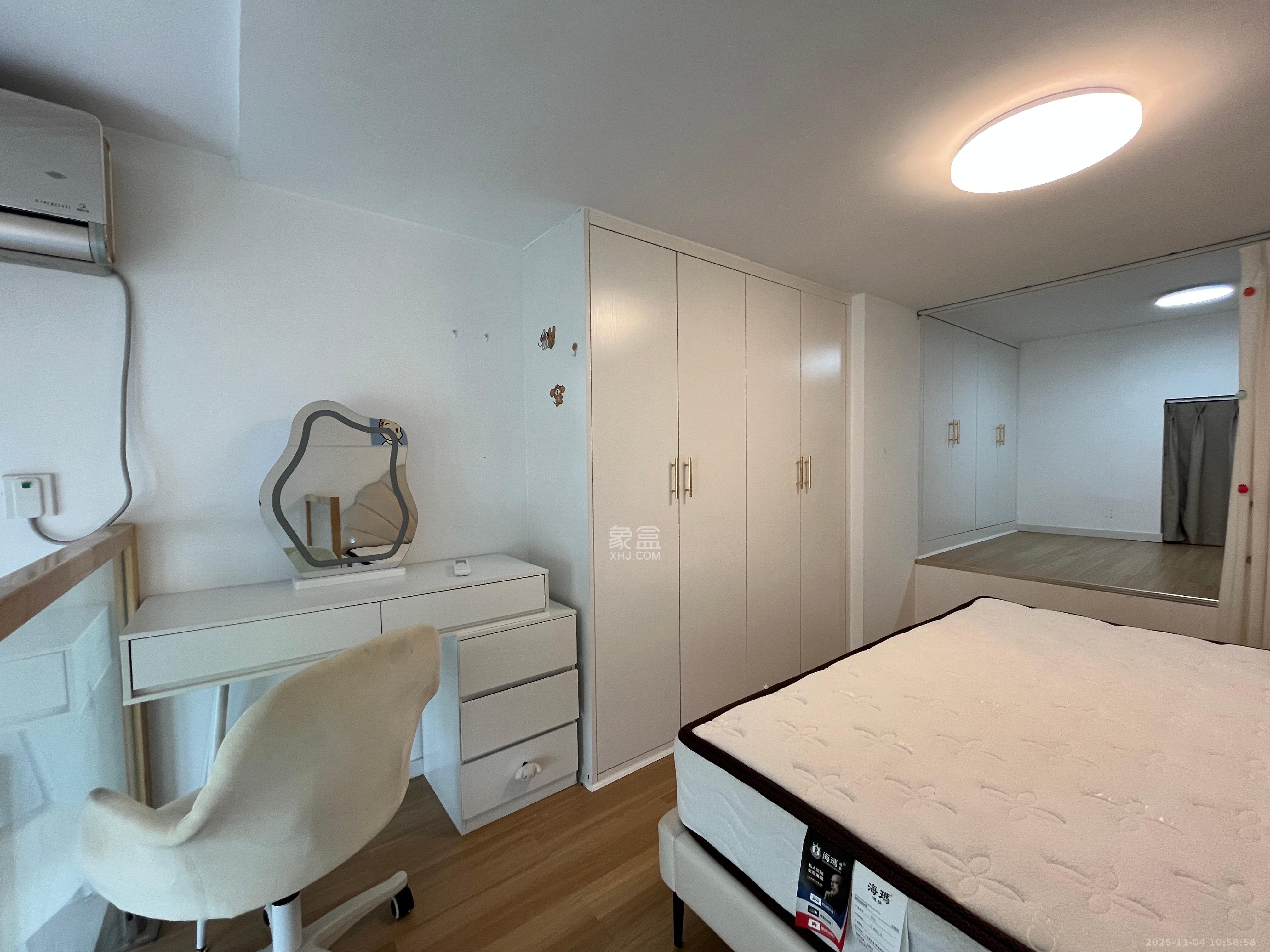 珠江花城好世界  1室1厅1卫    2000.0元/月室内图