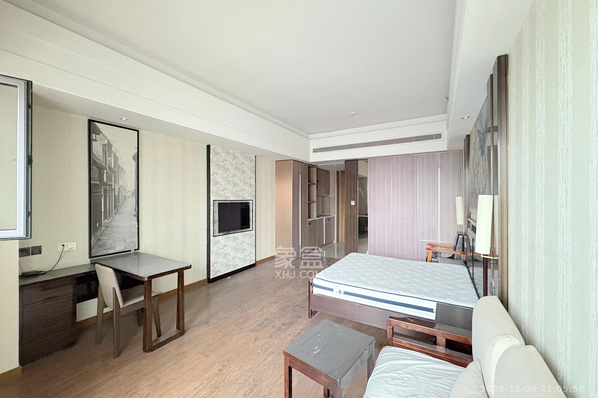 凯通国际城（凯通朝庭）  3室2厅1卫    93.8万客厅