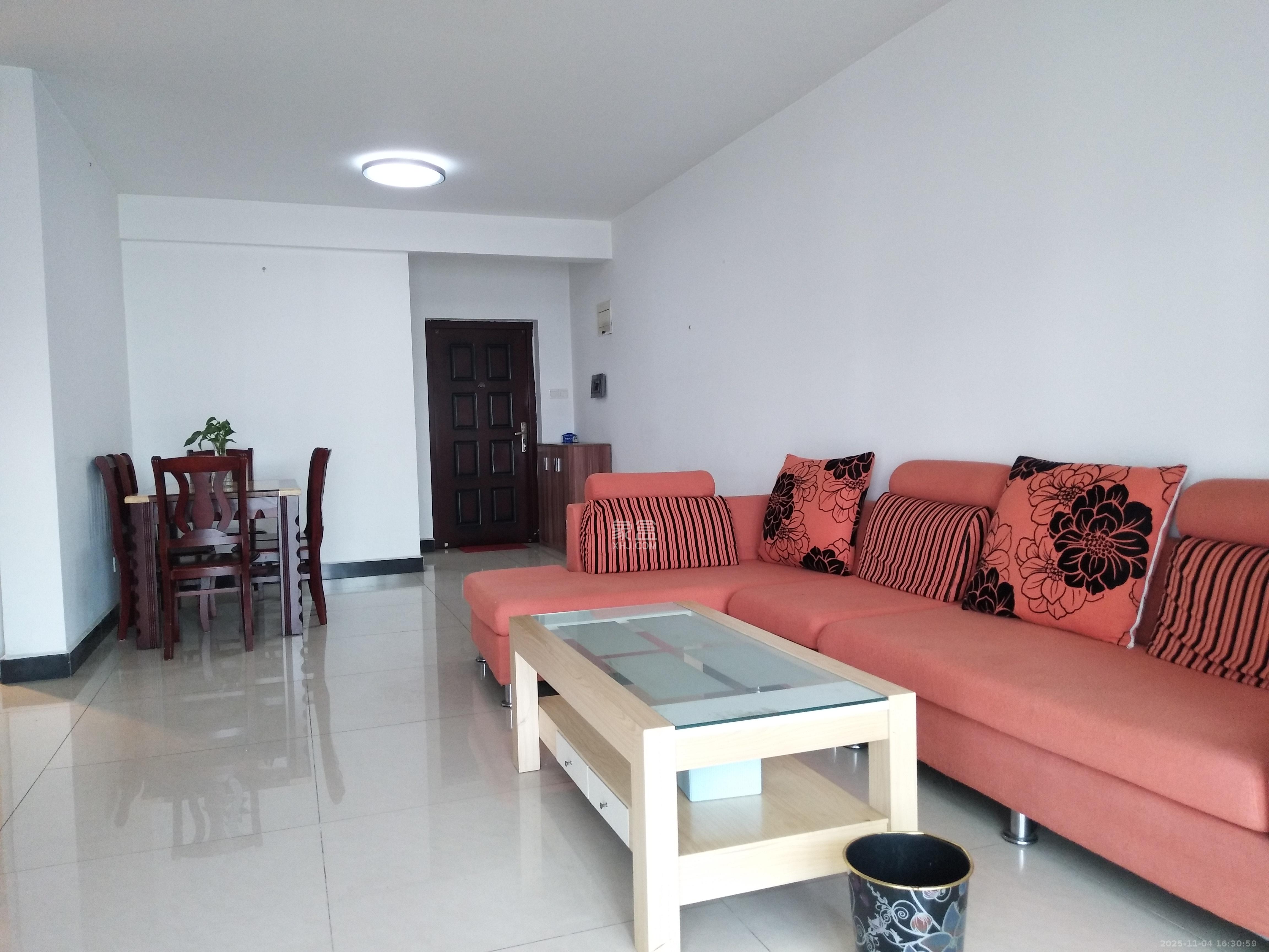 君庭金福苑 2室2厅1卫 3500.0元/月 君庭金福苑 2室2厅1卫 3500.0元/月室内图