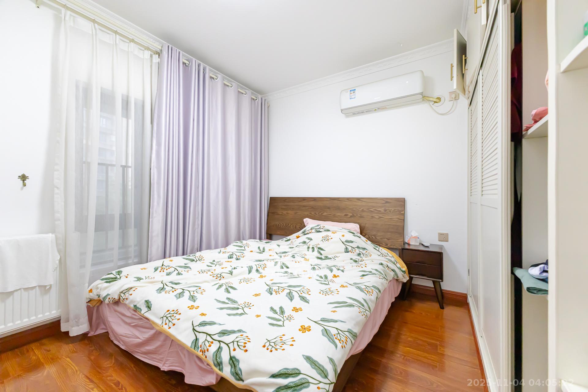 时代倾城三期  2室2厅1卫    65.0万 时代倾城三期  2室2厅1卫    65.0万卧室