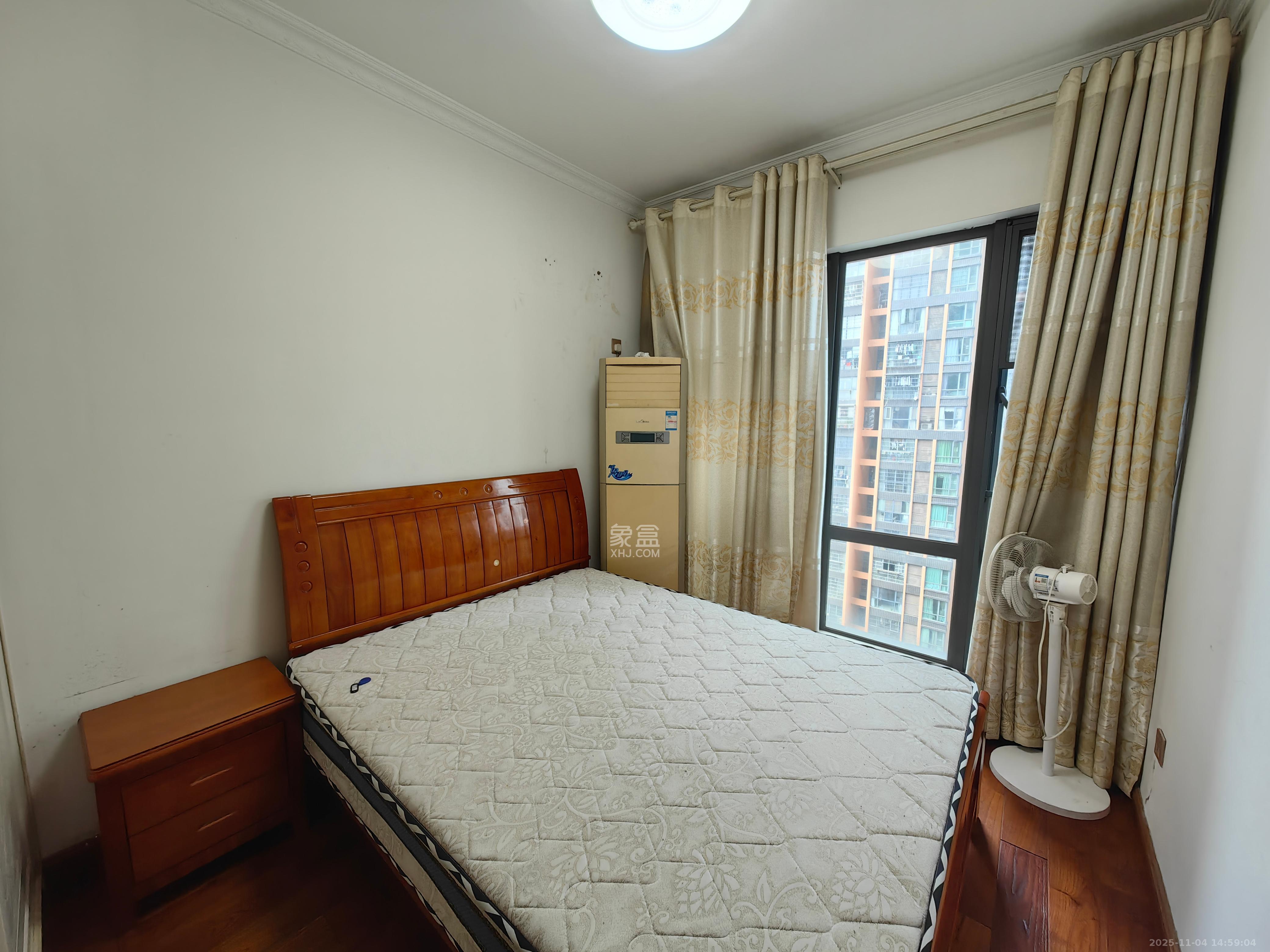 海伦春天 3室2厅2卫 2300.0元/月 海伦春天 3室2厅2卫 2300.0元/月室内图