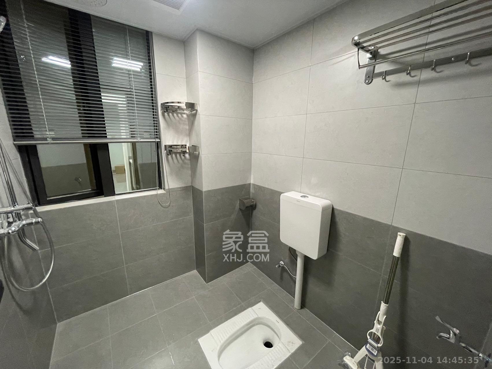 长房白沙湾  2室2厅2卫    2800.0元/月室内图