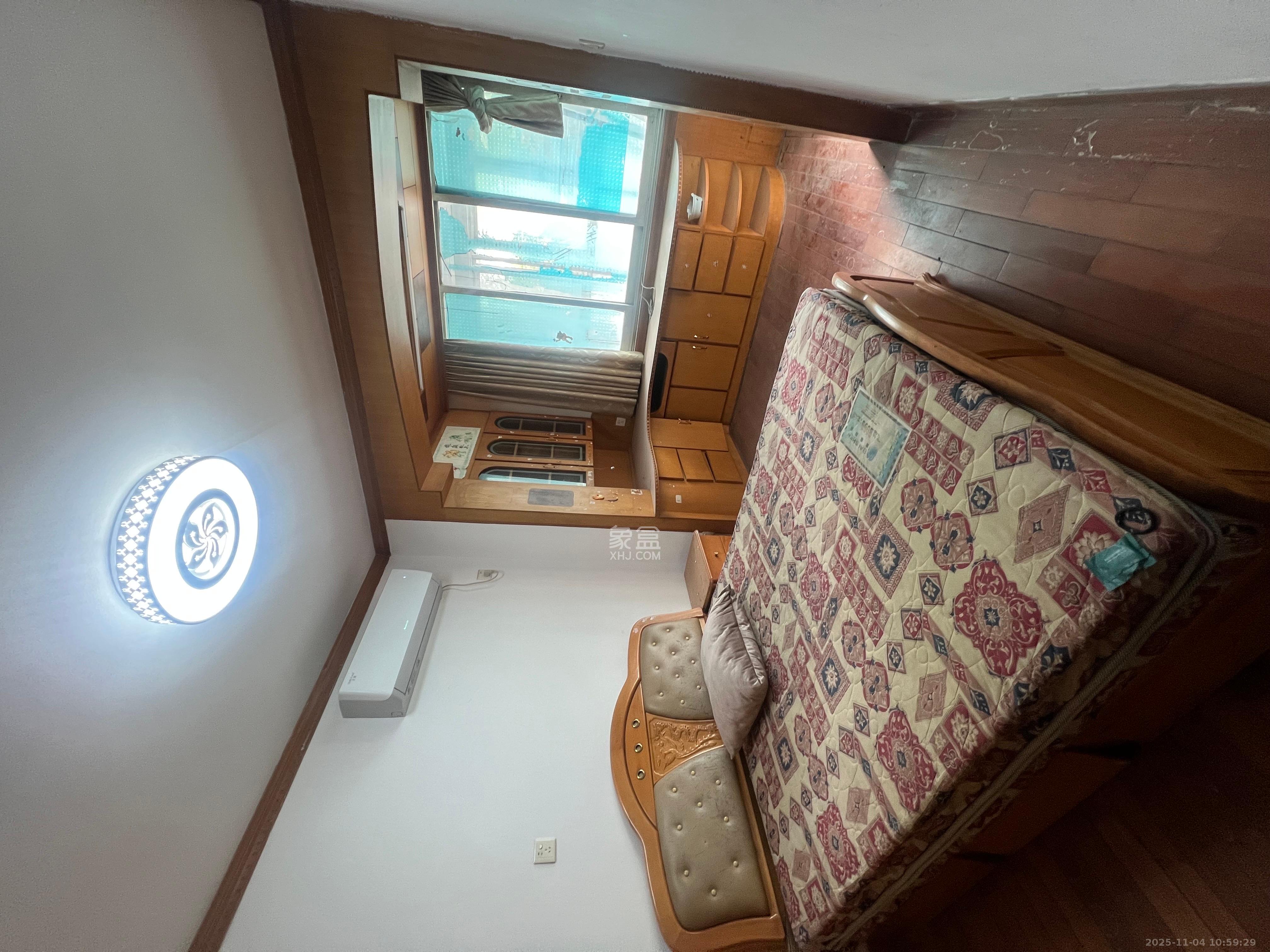 姚正街商住楼 3室2厅1卫 2700.0元/月 姚正街商住楼 3室2厅1卫 2700.0元/月室内图