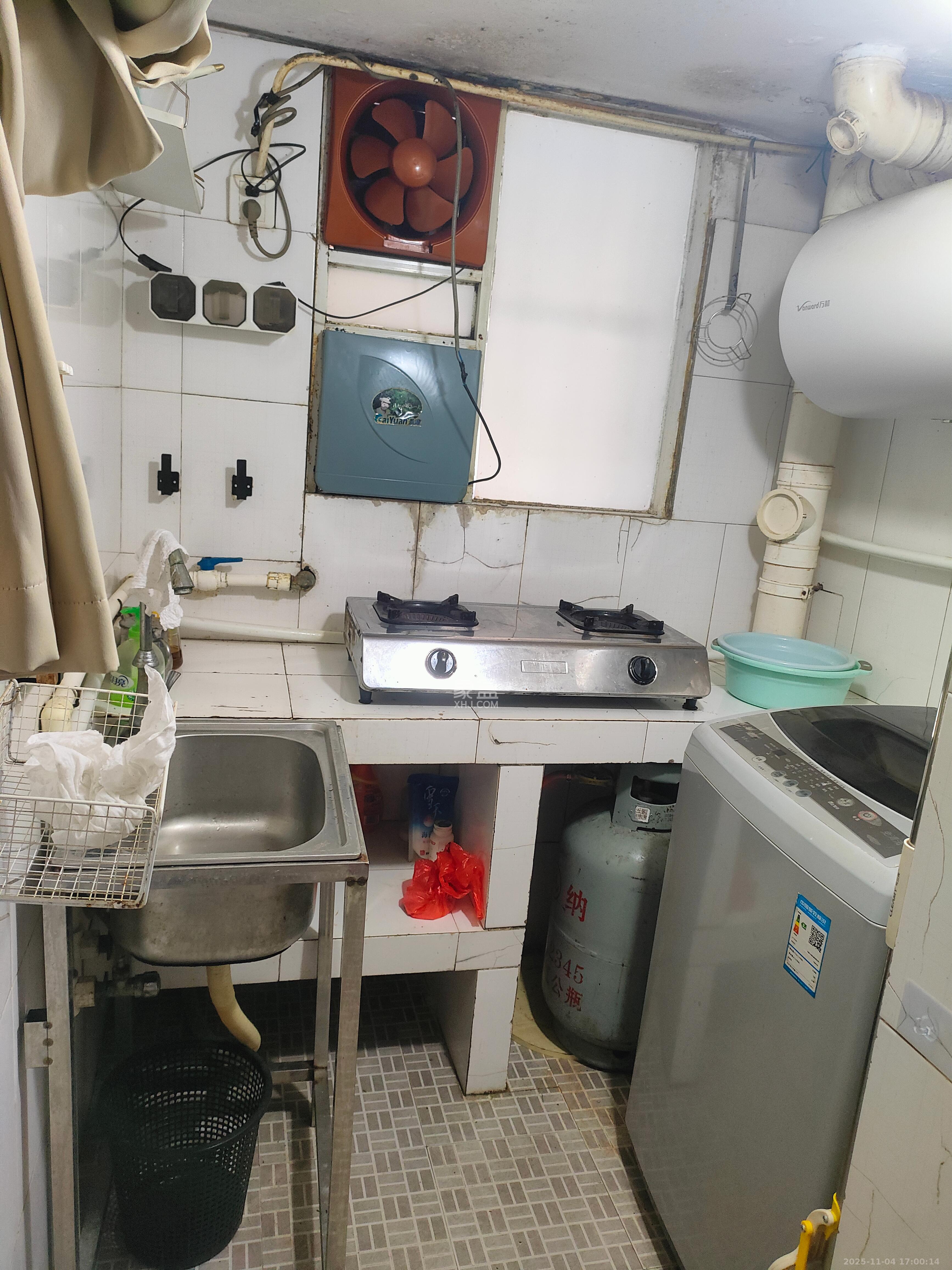 融城花苑  1室1厅1卫    1000.0元/月室内图