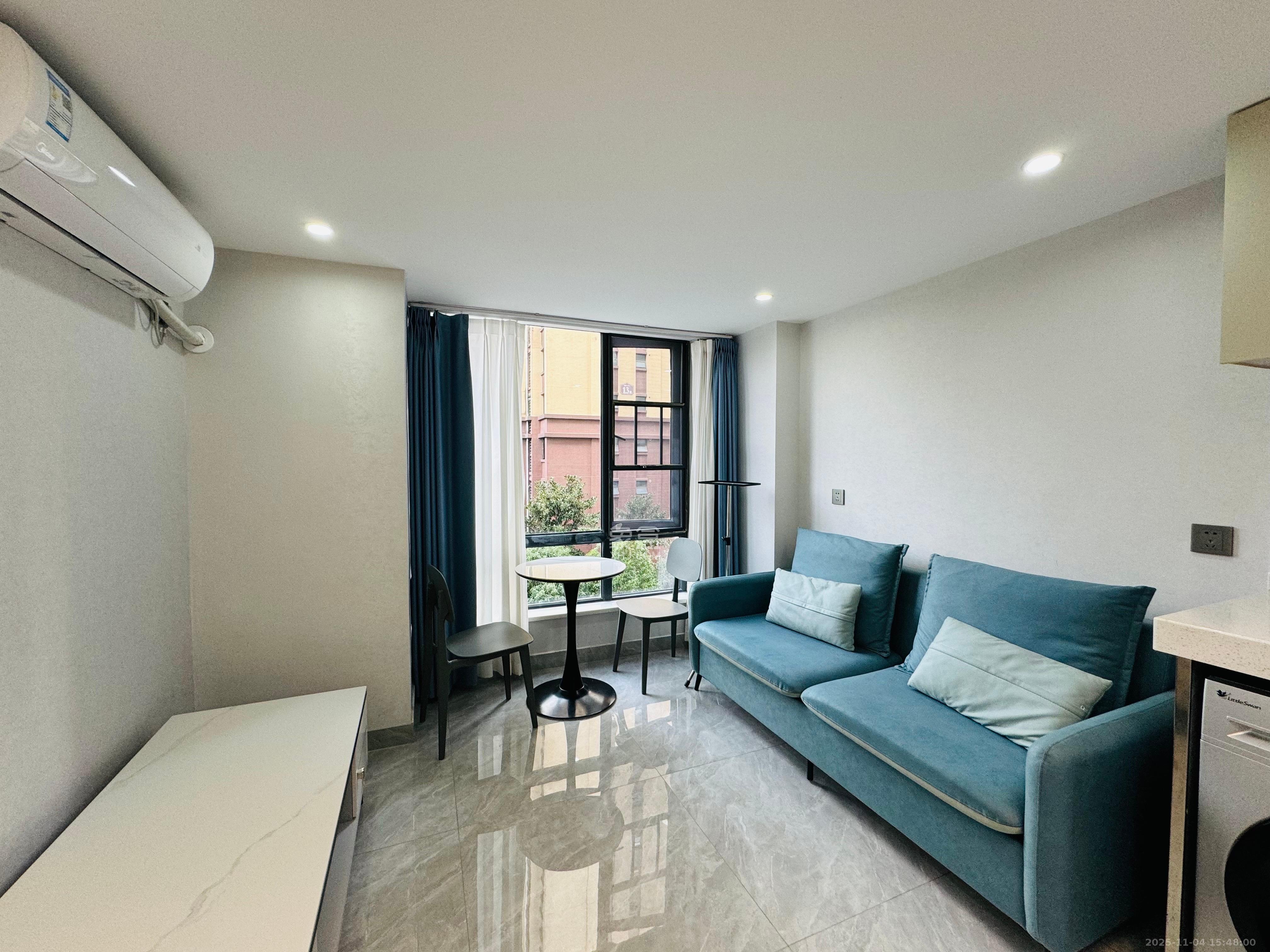 碧桂园城市之光  2室1厅1卫    2400.0元/月室内图