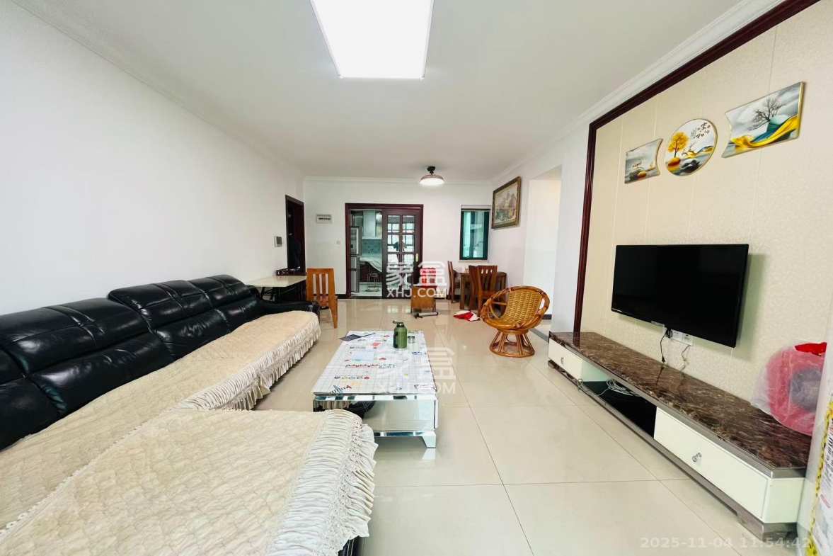 恒大御景湾 3室2厅1卫 3200.0元/月 恒大御景湾 3室2厅1卫 3200.0元/月室内图