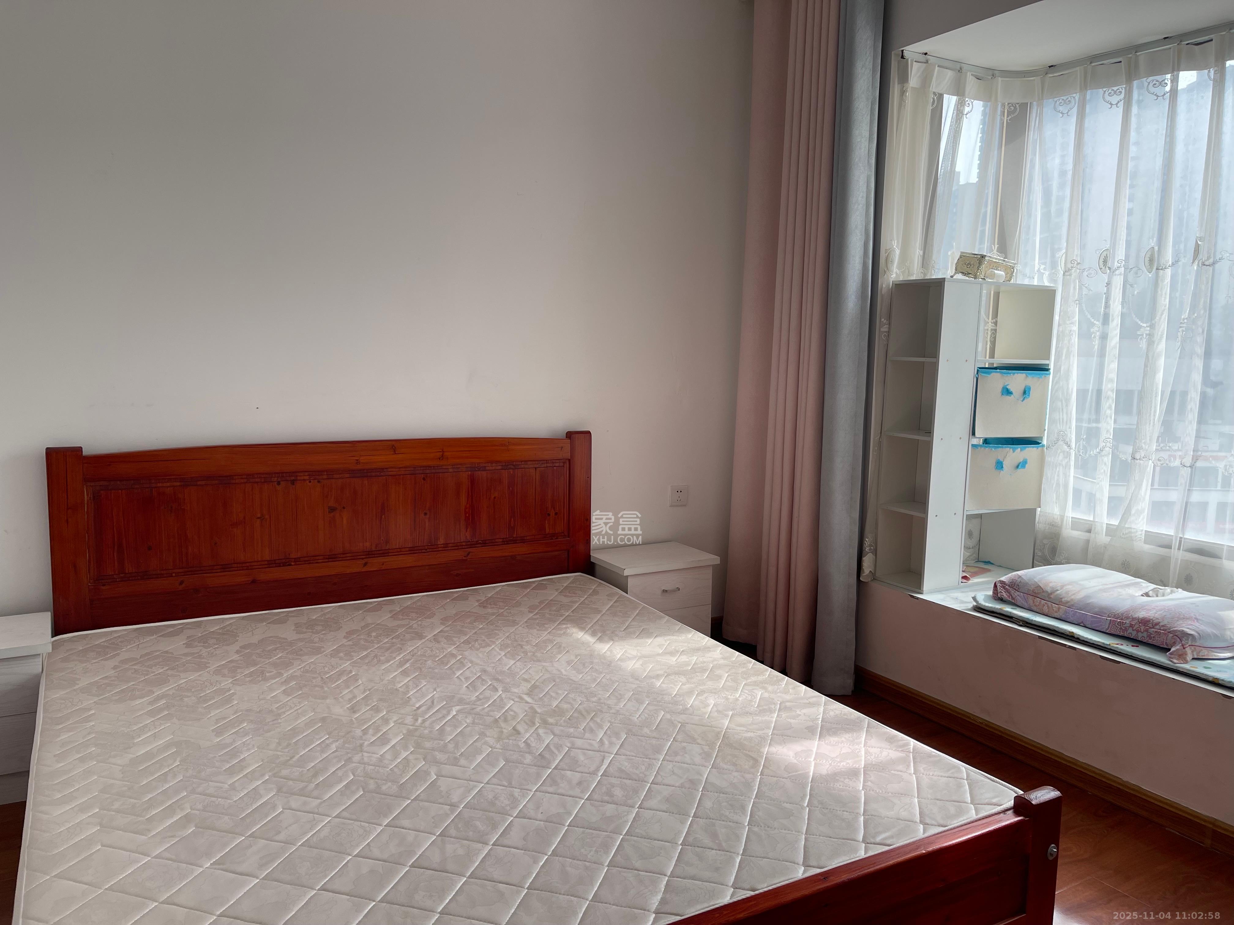 保利城（中航城国际社区、郡原美村）  3室2厅2卫    2600.0元/月室内图