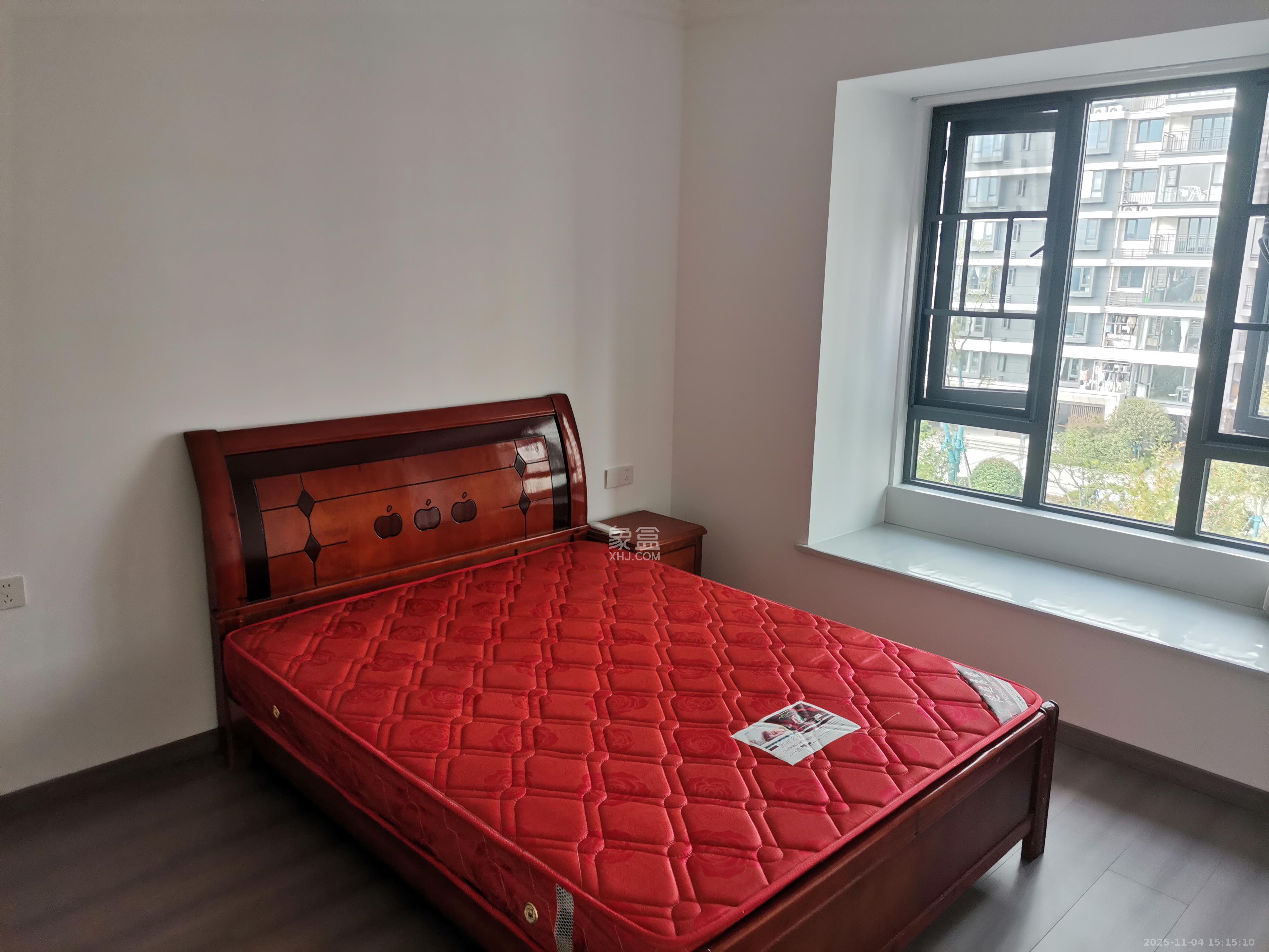 保利恒伟时光印象  3室2厅2卫    2600.0元/月室内图