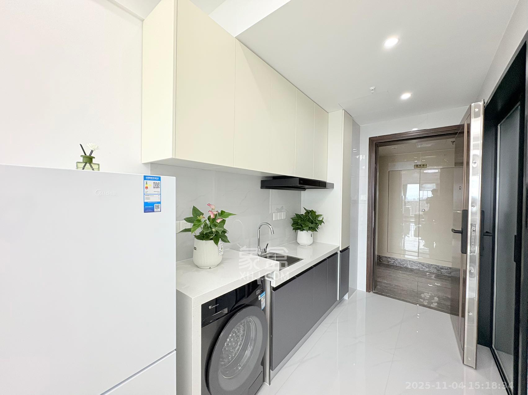 恒大誉府(融誉商业中心) 1室0厅0卫 1800.0元/月 恒大誉府(融誉商业中心) 1室0厅0卫 1800.0元/月室内图