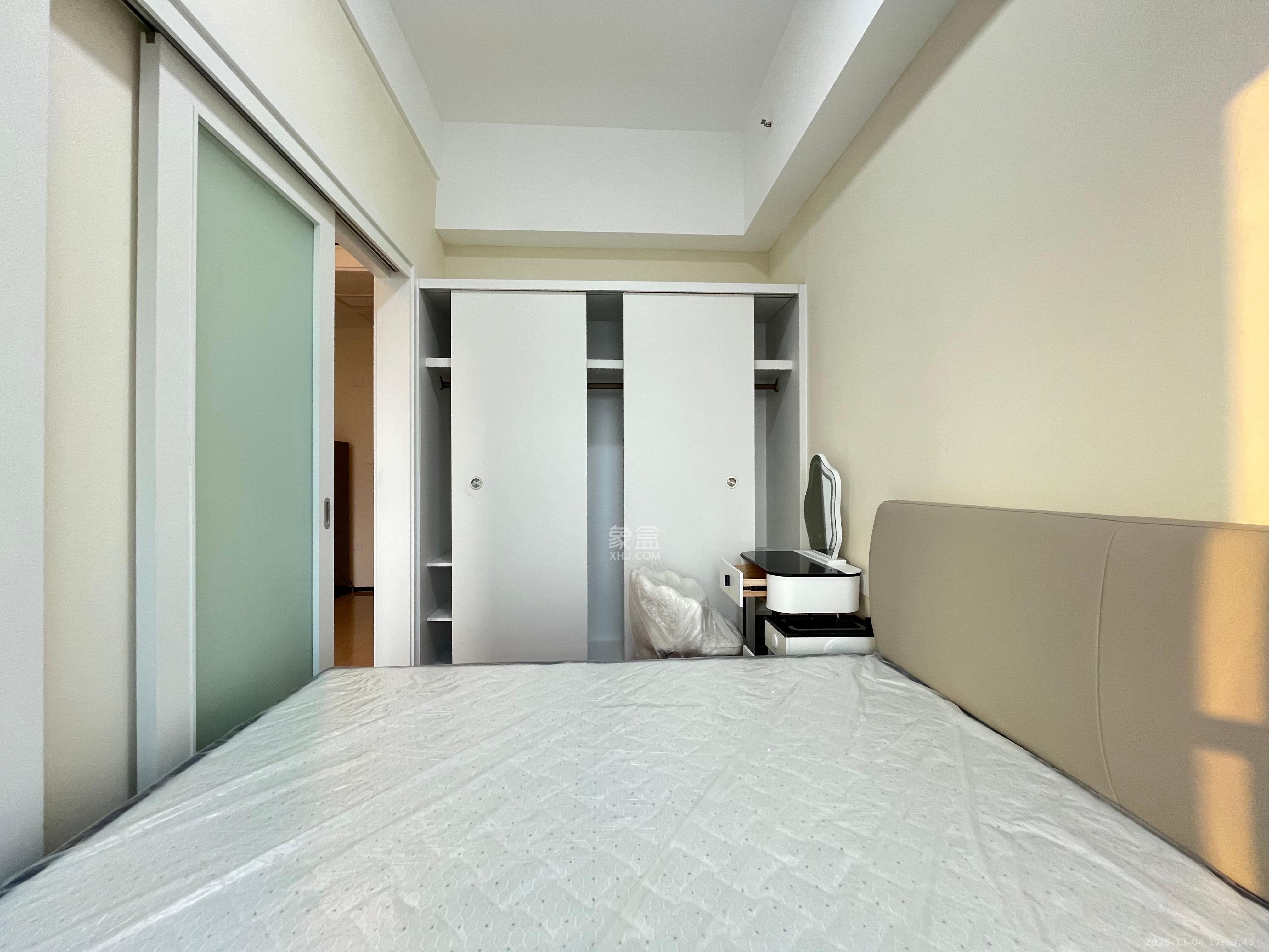 恒大珺悦府  1室1厅1卫    2000.0元/月室内图