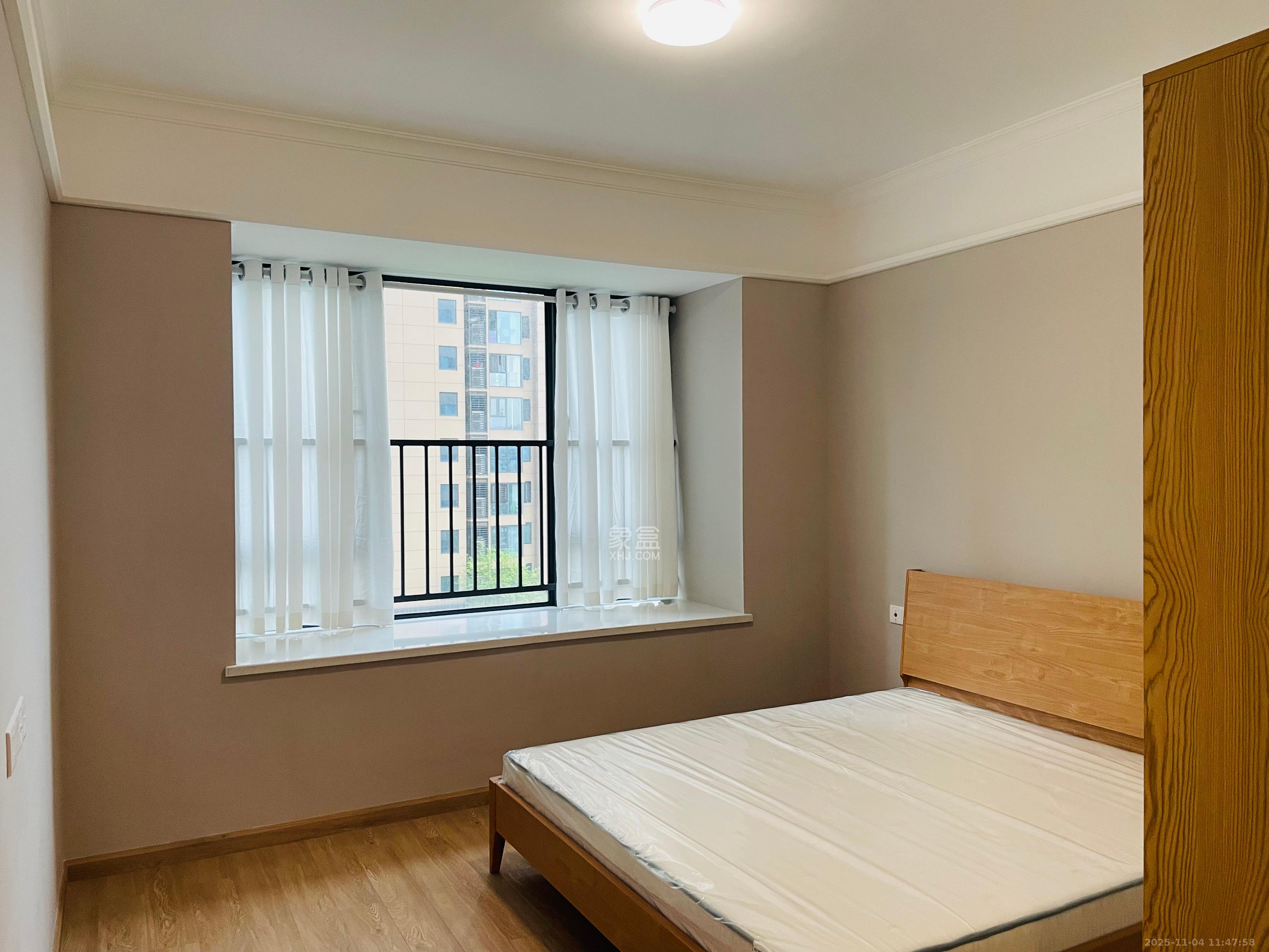 运达锦绣广场  3室2厅2卫    3200.0元/月室内图