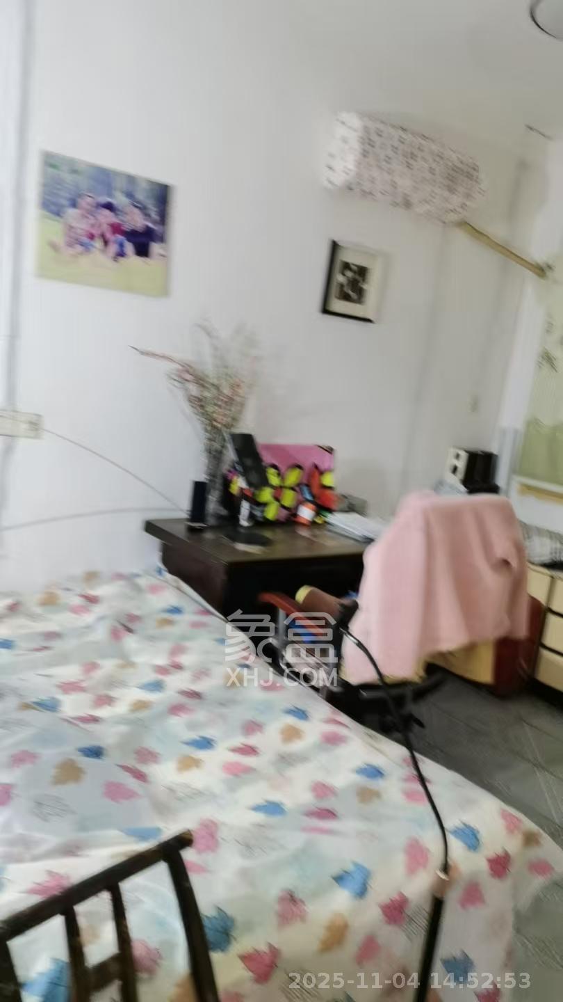 桐荫里社区 1室1厅1卫 1200.0元/月 桐荫里社区 1室1厅1卫 1200.0元/月室内图