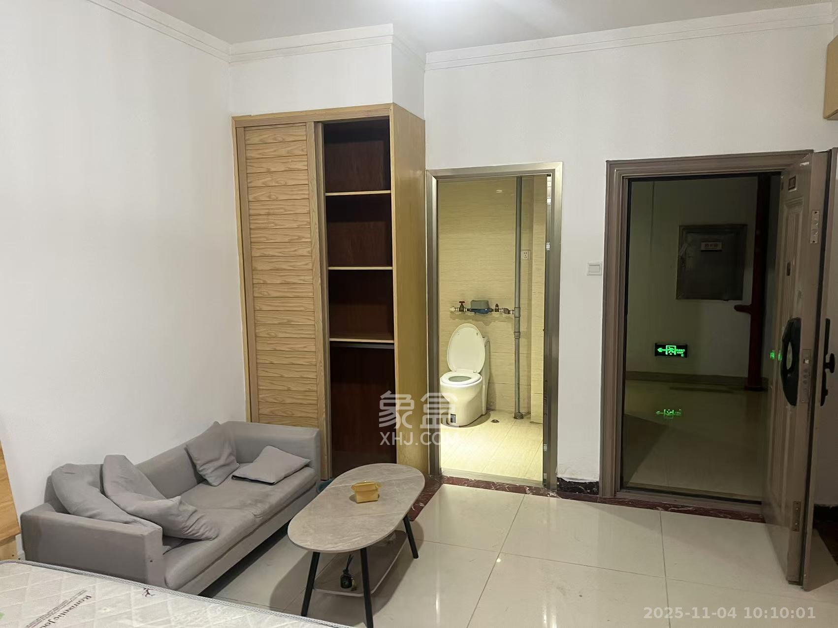 湘域相遇  1室1厅1卫    1600.0元/月