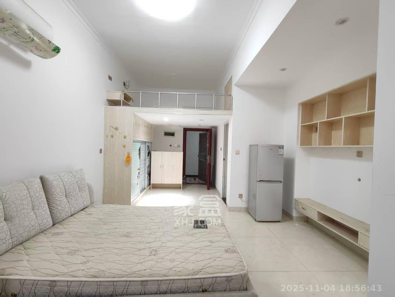 湖湾世景  1室1厅1卫    1300.0元/月室内图