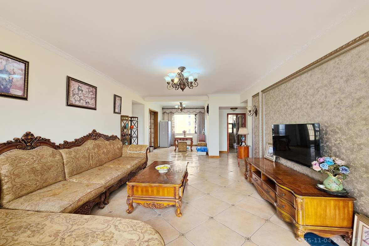 茂华国际湘 3室2厅2卫 113.0万 茂华国际湘 3室2厅2卫 113.0万客厅