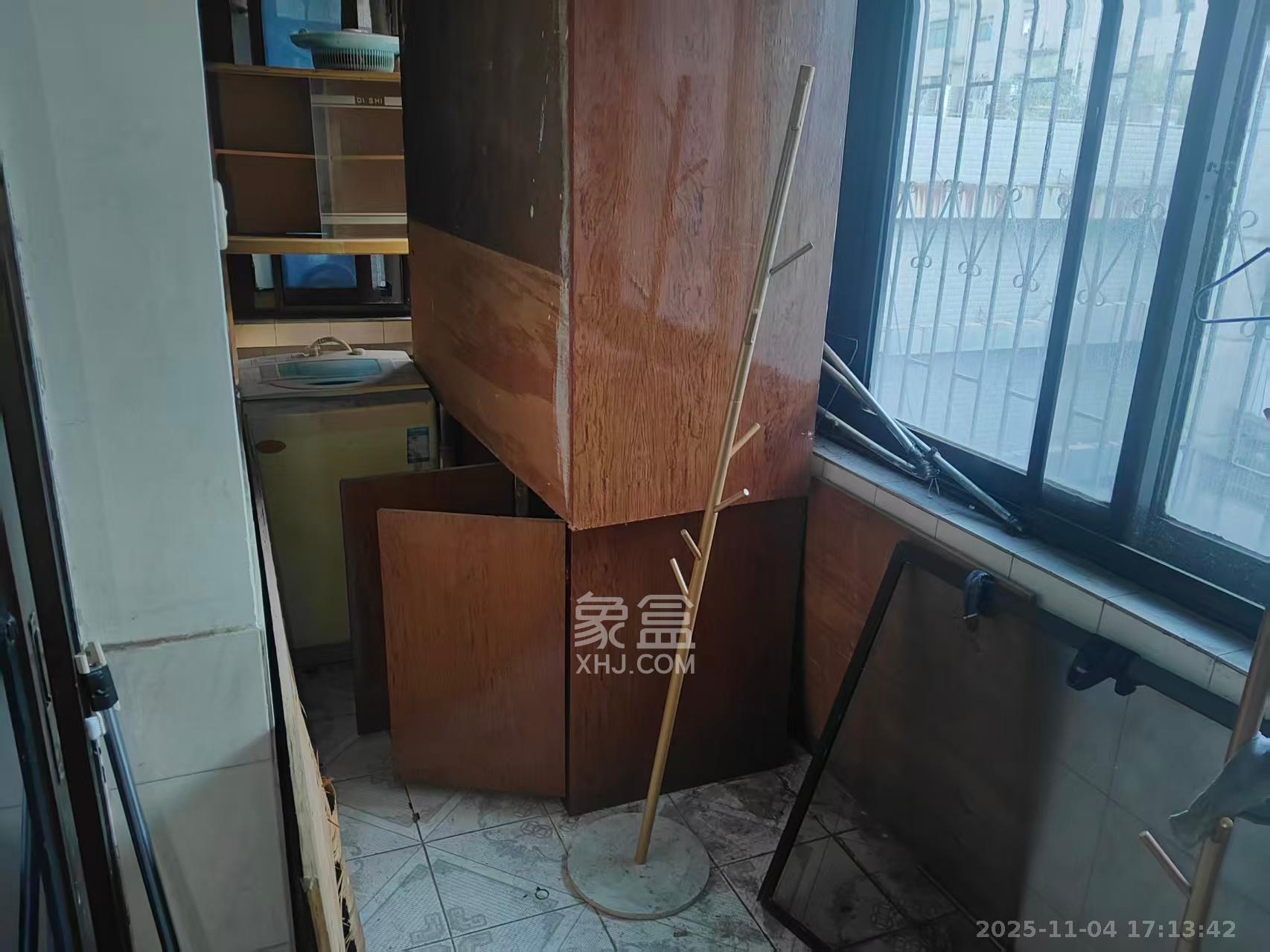 三兴公寓（三兴小区）  3室1厅1卫    2500.0元/月室内图