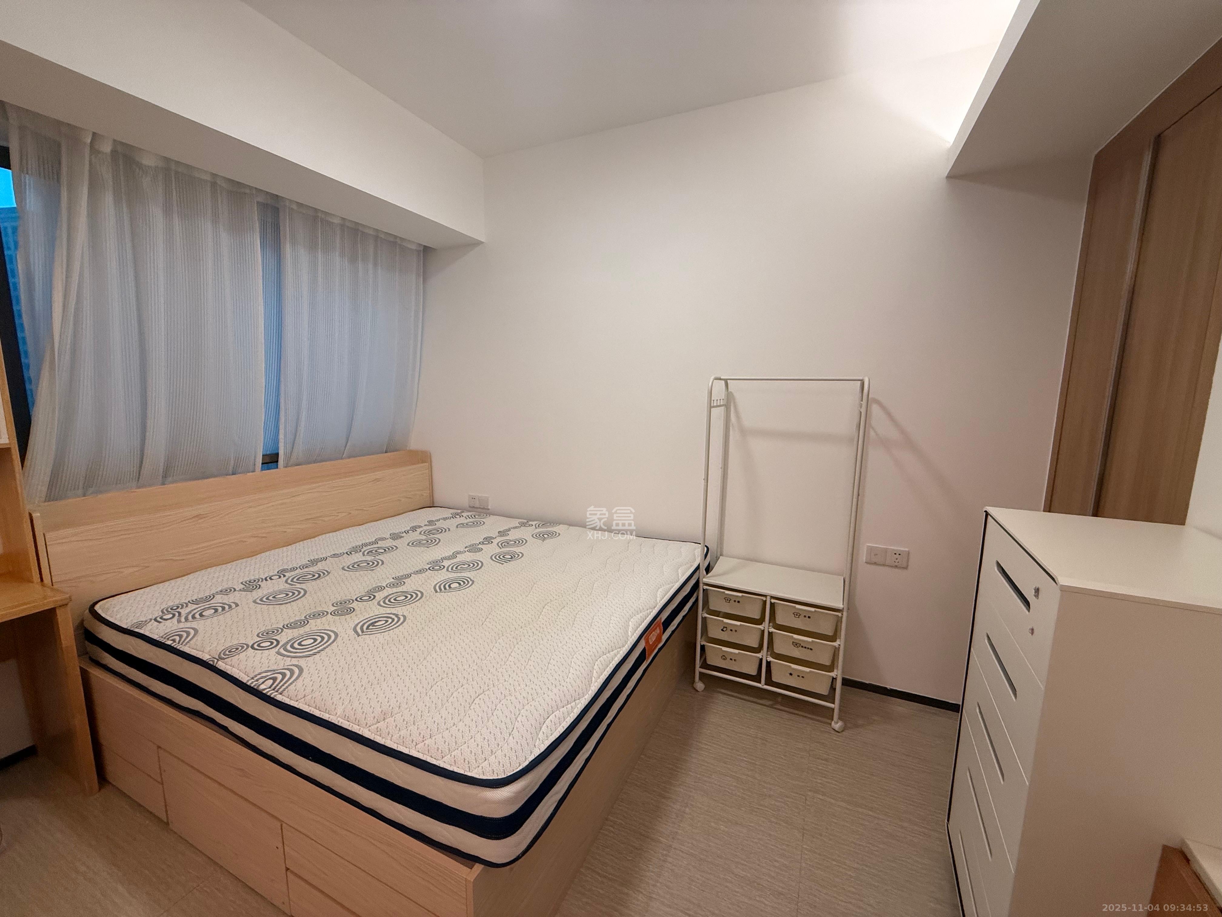 奥林匹克花园贡院三期  1室1厅1卫    1300.0元/月室内图1