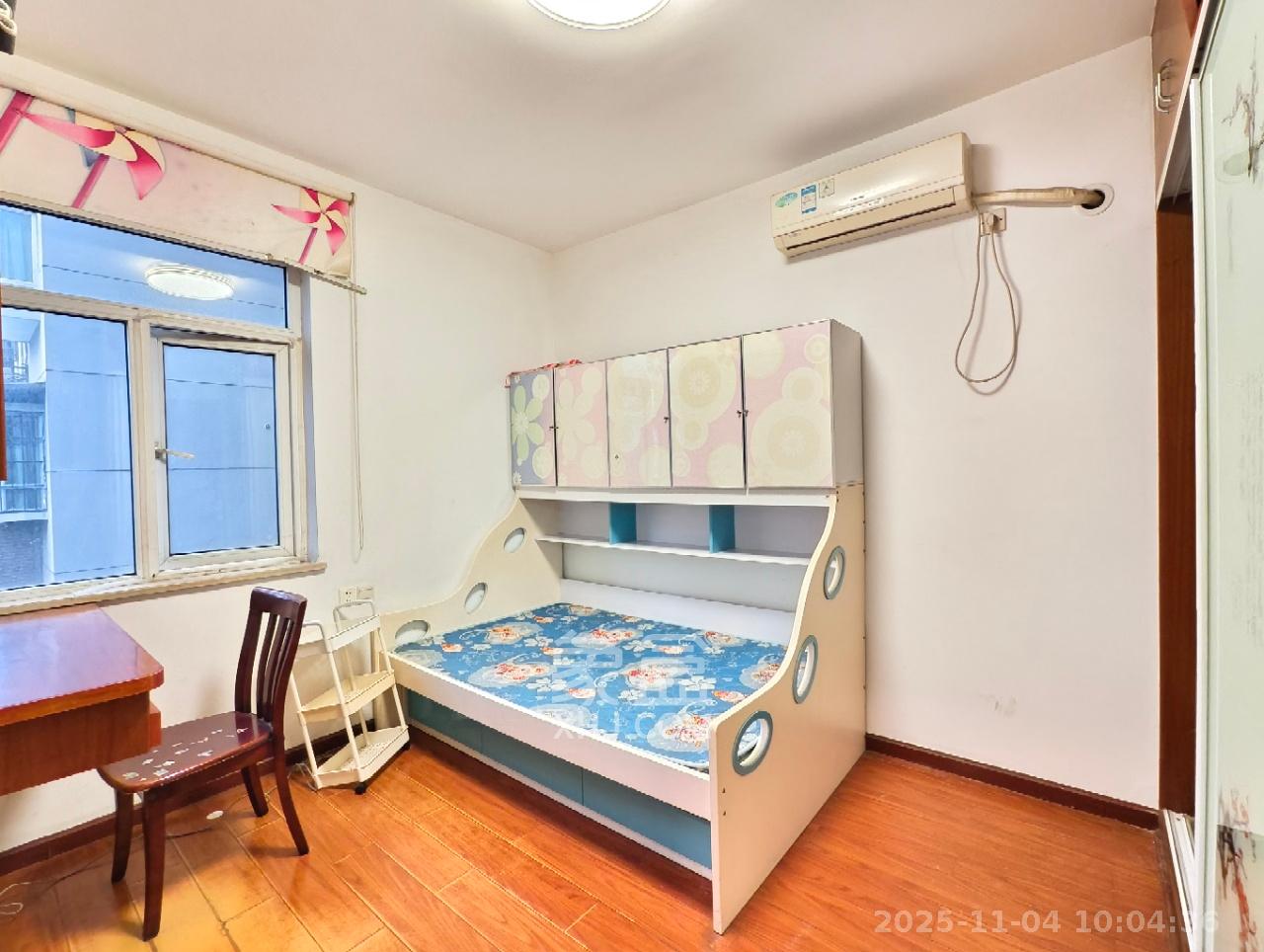 风华四季园  2室2厅1卫    2400.0元/月室内图