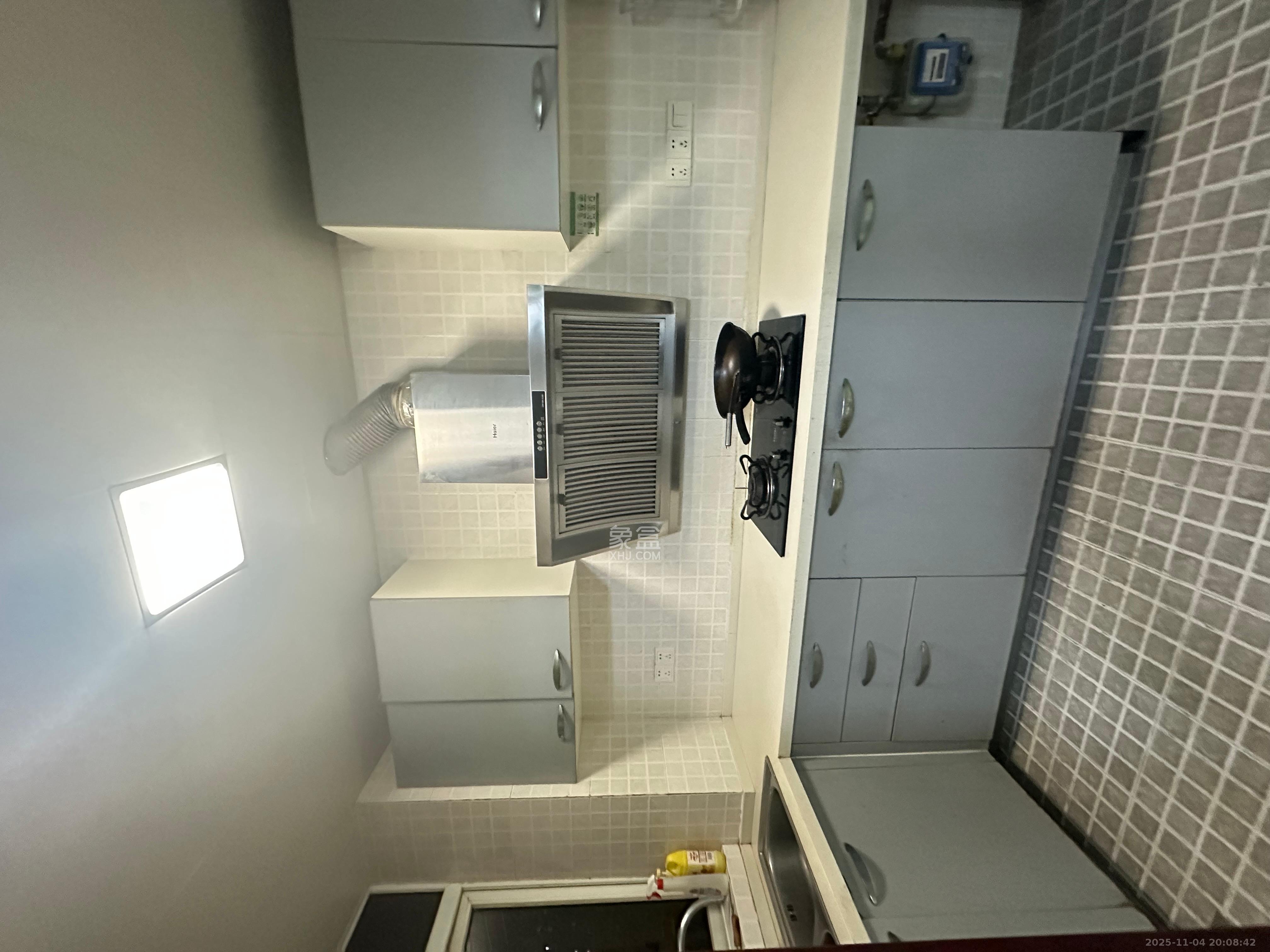 山语城一期  2室2厅1卫    2000.0元/月室内图