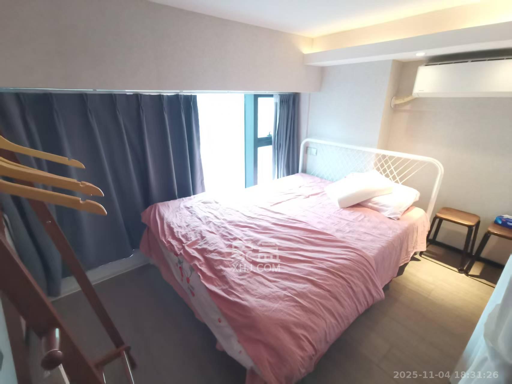 中一鲲出（鲲鹏府）  2室1厅1卫    2400.0元/月室内图