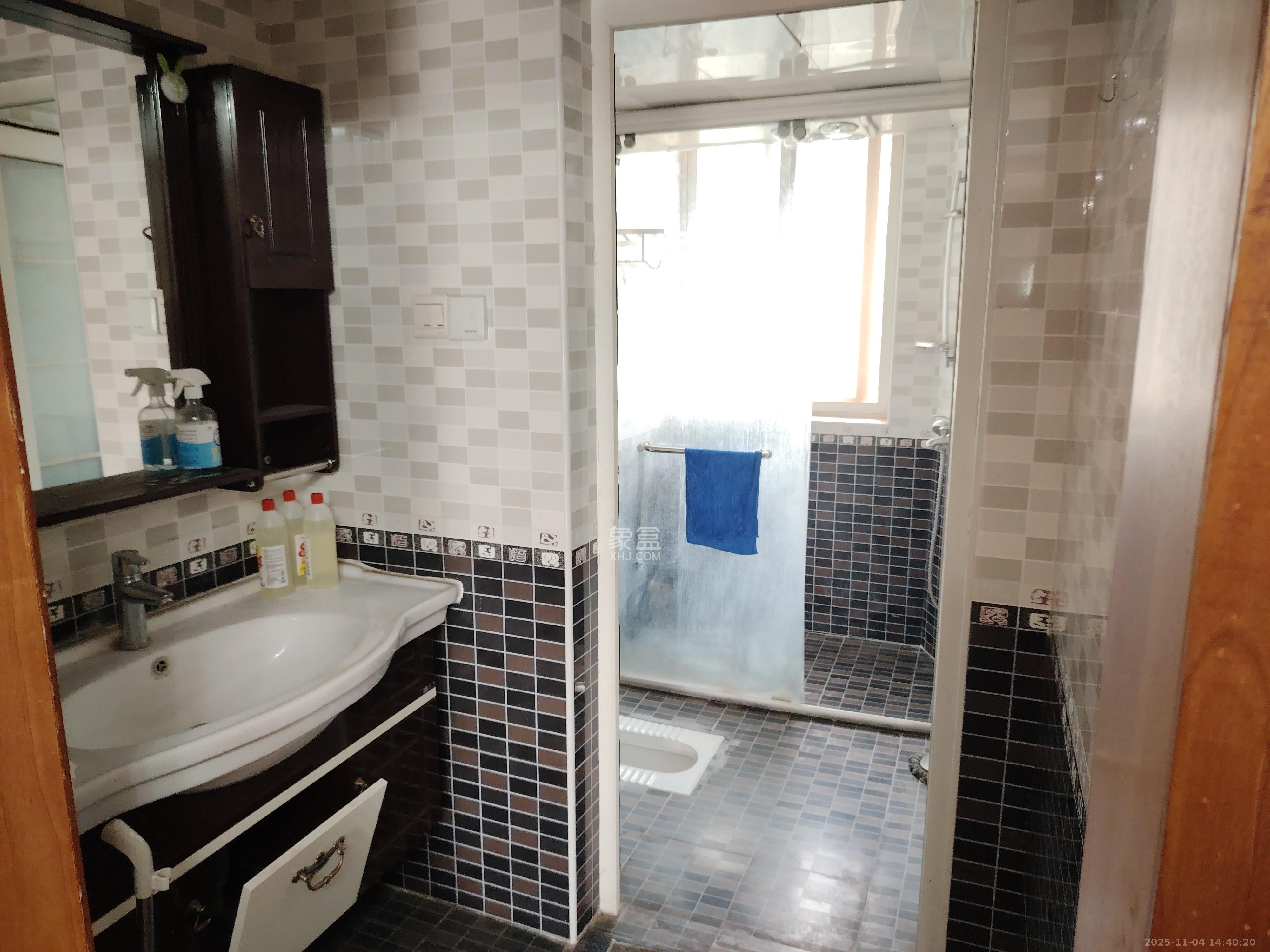 梅苑家园 3室2厅2卫 1800.0元/月 梅苑家园 3室2厅2卫 1800.0元/月室内图