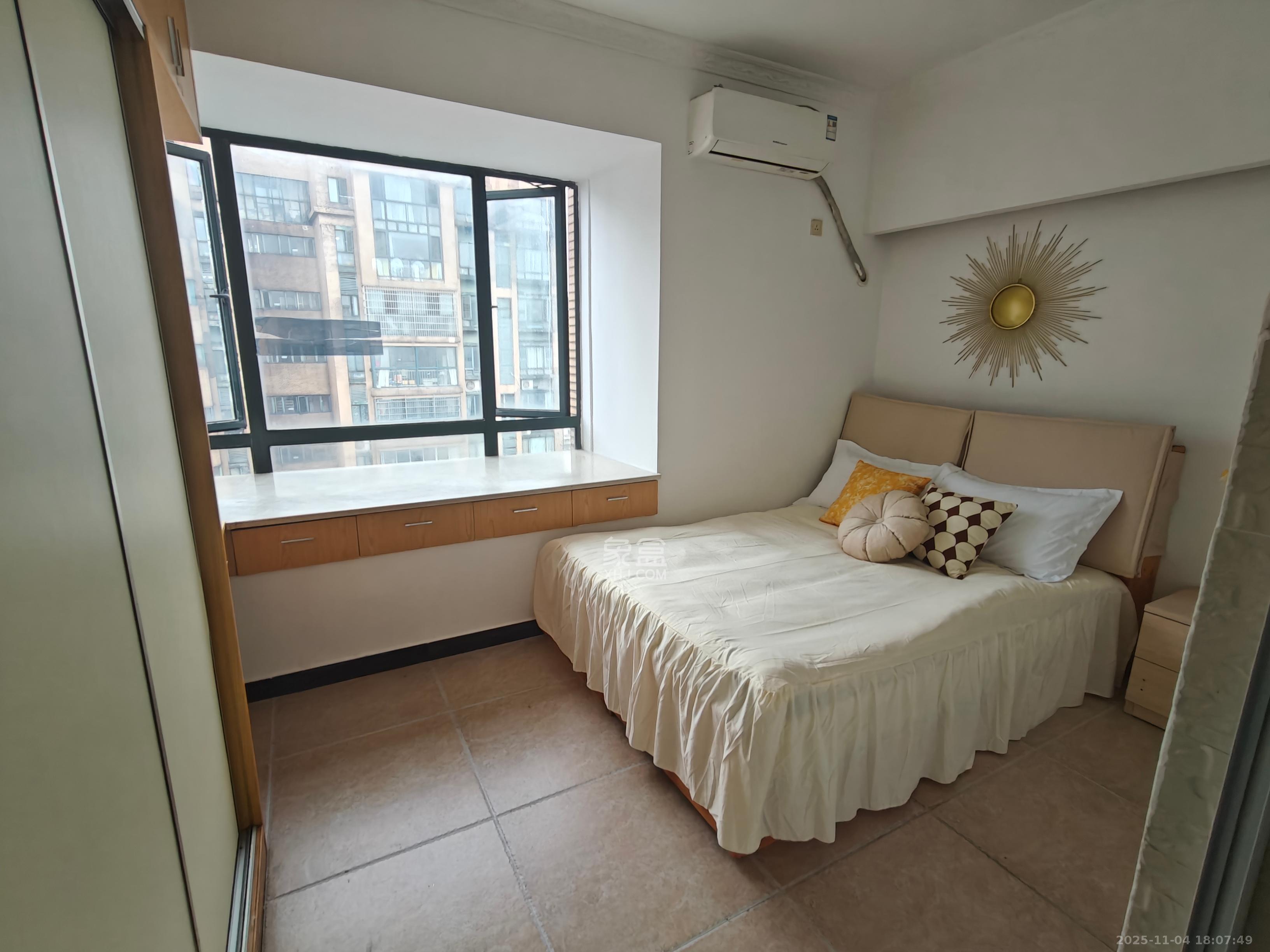 时代先锋  1室1厅1卫    1400.0元/月室内图