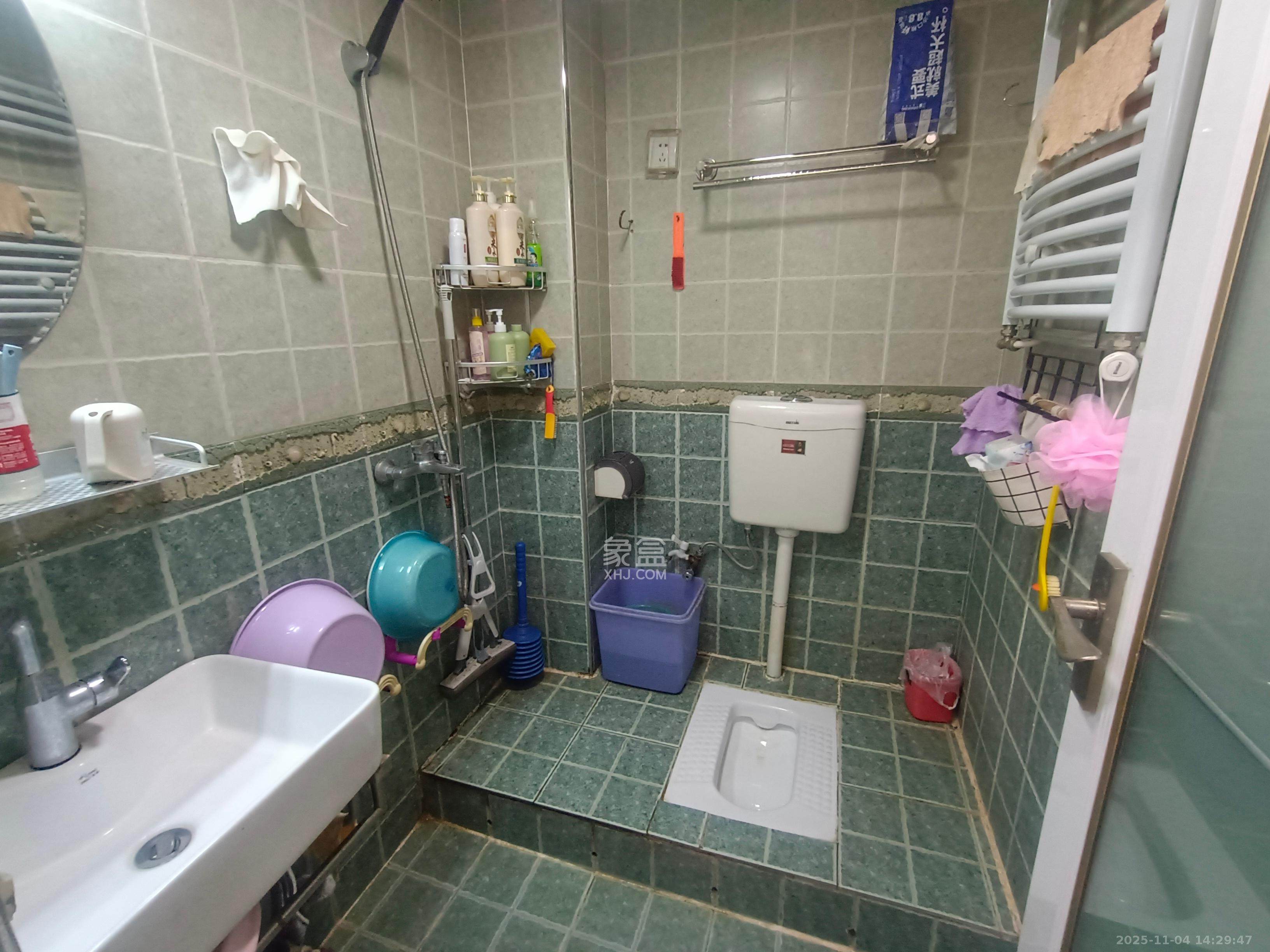 观湖公寓 1室1厅1卫 1700.0元/月 观湖公寓 1室1厅1卫 1700.0元/月室内图