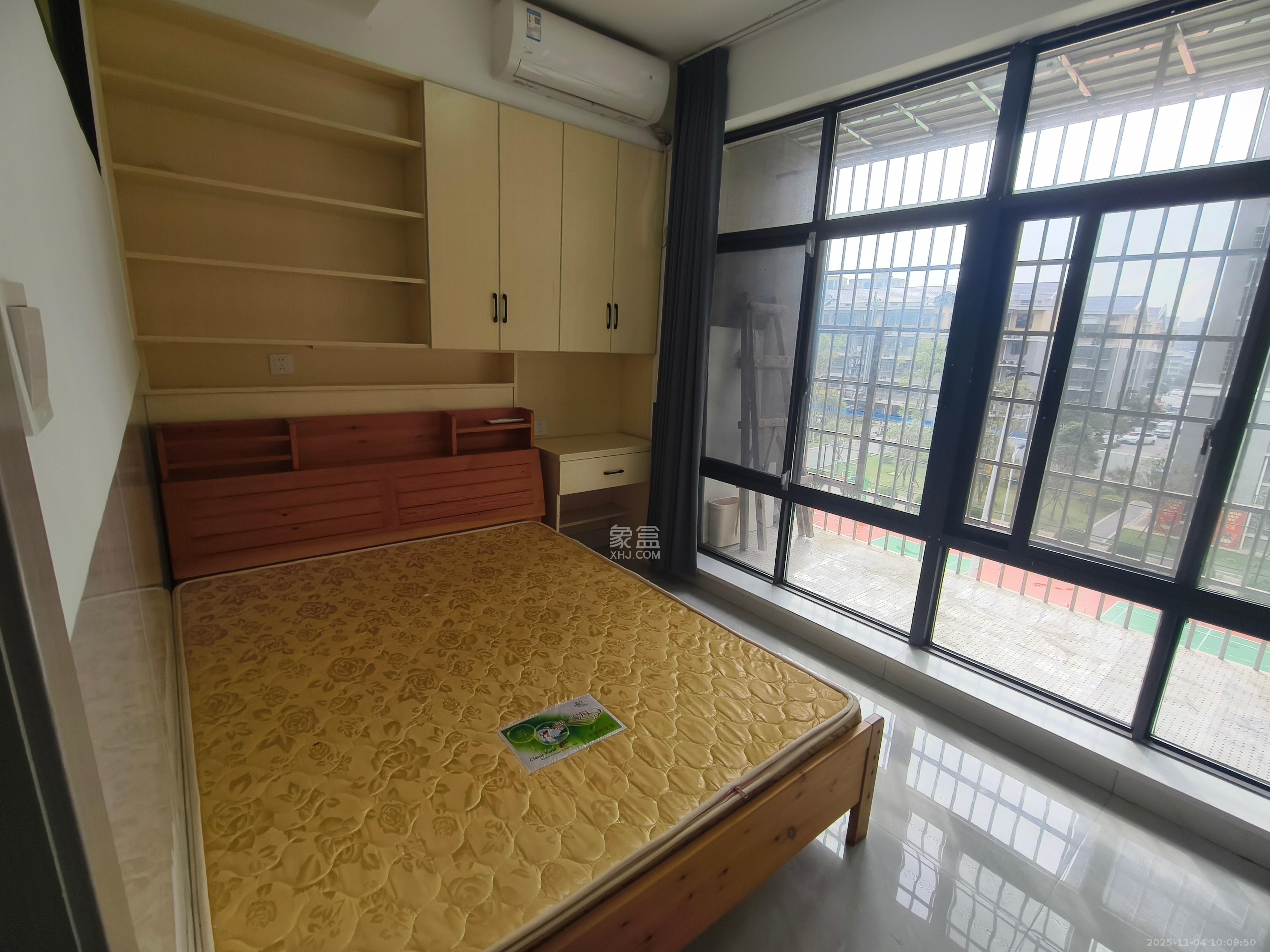 金桂小区二期 2室2厅1卫 1700.0元/月 金桂小区二期 2室2厅1卫 1700.0元/月室内图