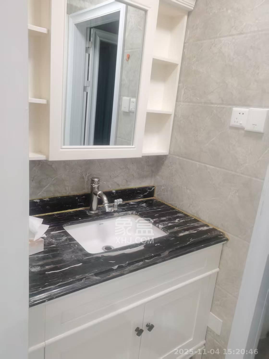 世茂外滩里(世茂铂翠湾三期) 3室2厅1卫 3800.0元/月 世茂外滩里(世茂铂翠湾三期) 3室2厅1卫 3800.0元/月室内图