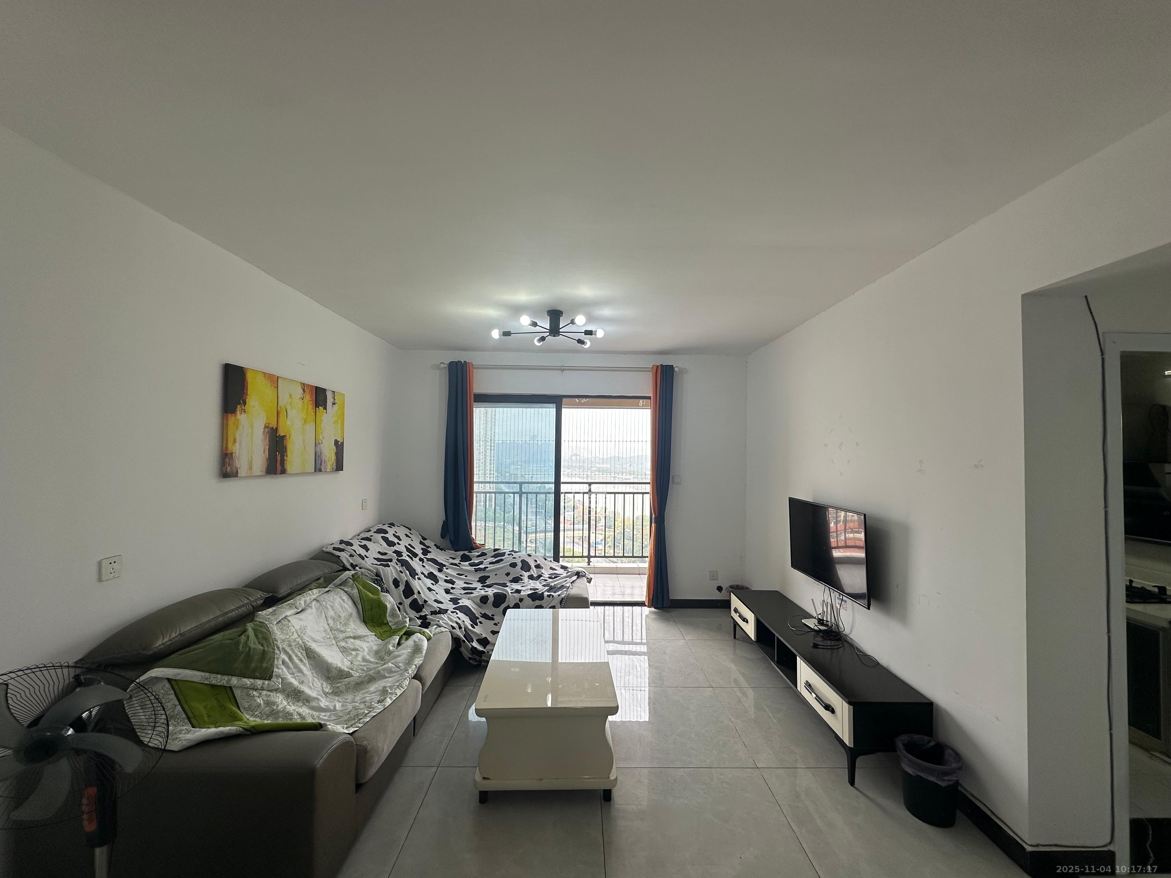 中欣楚天熙苑  3室2厅2卫    2600.0元/月