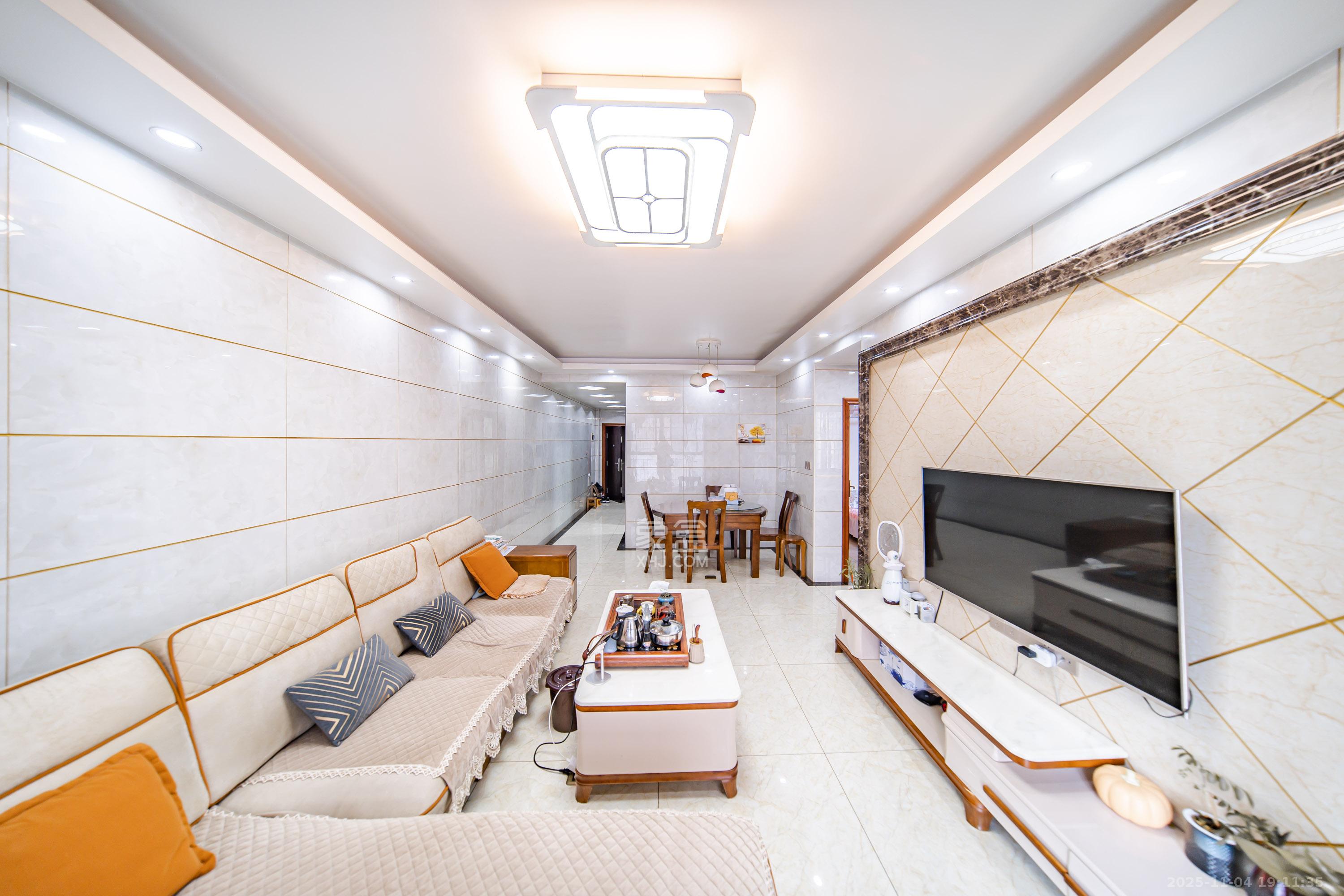 福泽园 2室1厅1卫 70.0万 福泽园 2室1厅1卫 70.0万客厅