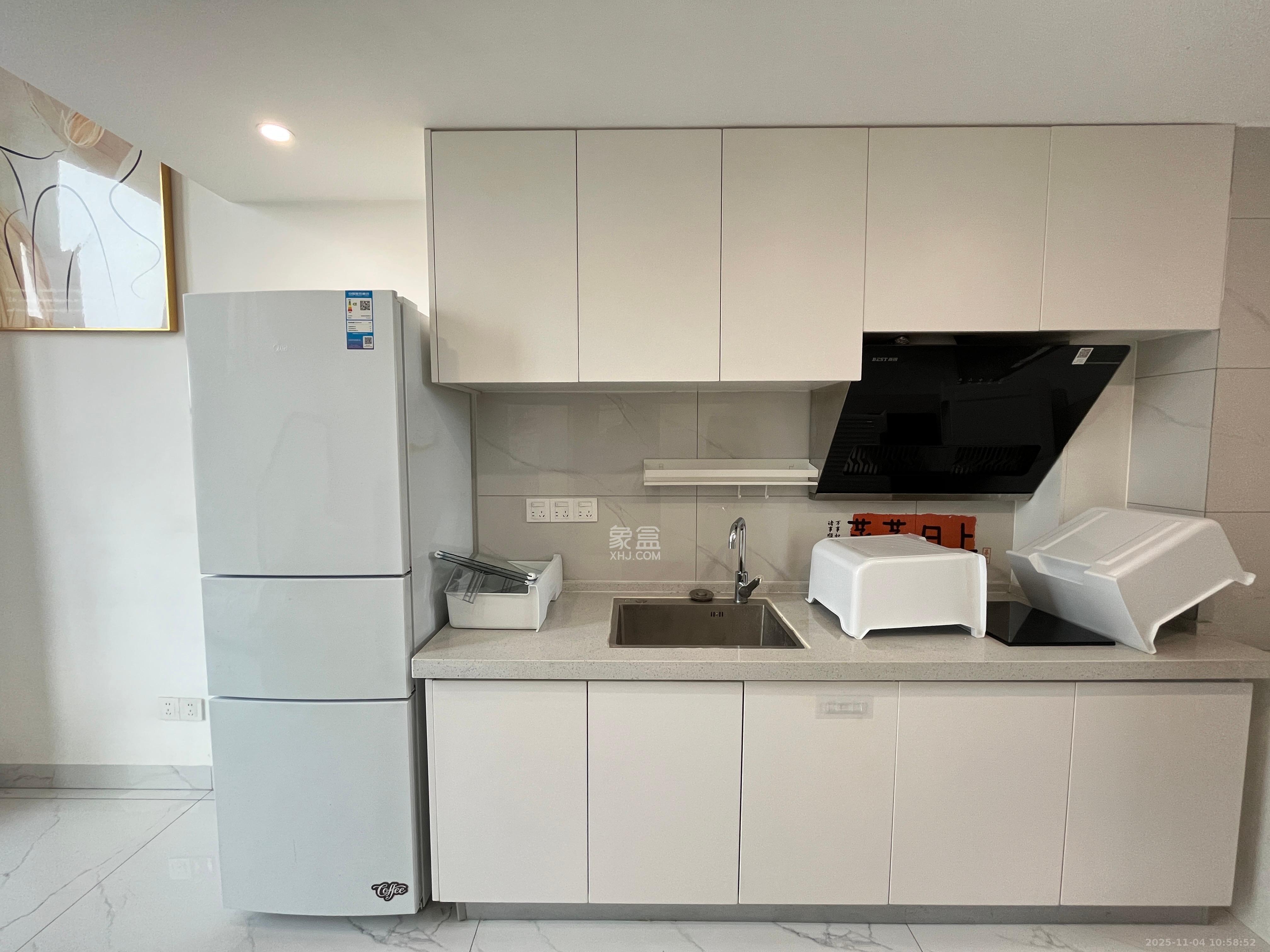 珠江花城好世界  1室1厅1卫    2000.0元/月室内图