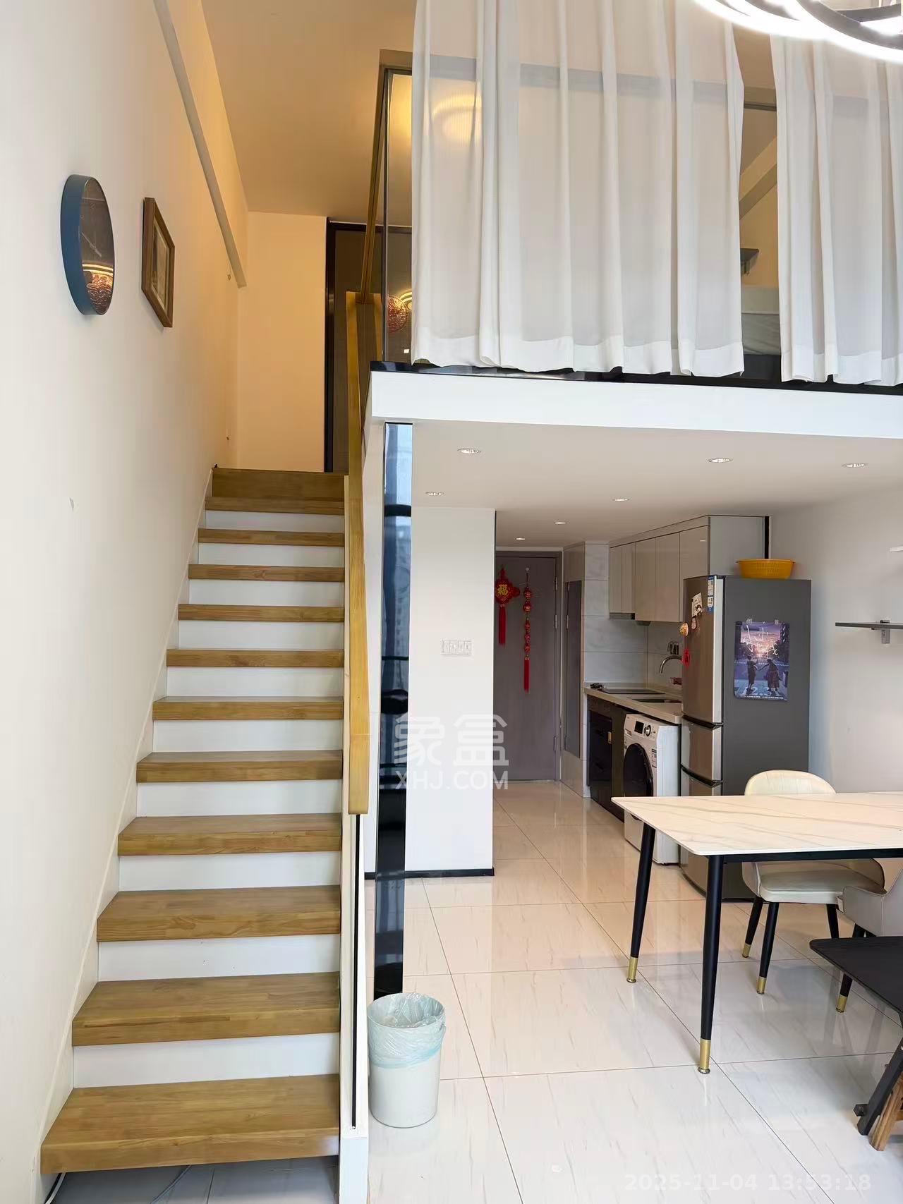 藏珑湖上公馆 1室1厅2卫 2300.0元/月 藏珑湖上公馆 1室1厅2卫 2300.0元/月室内图