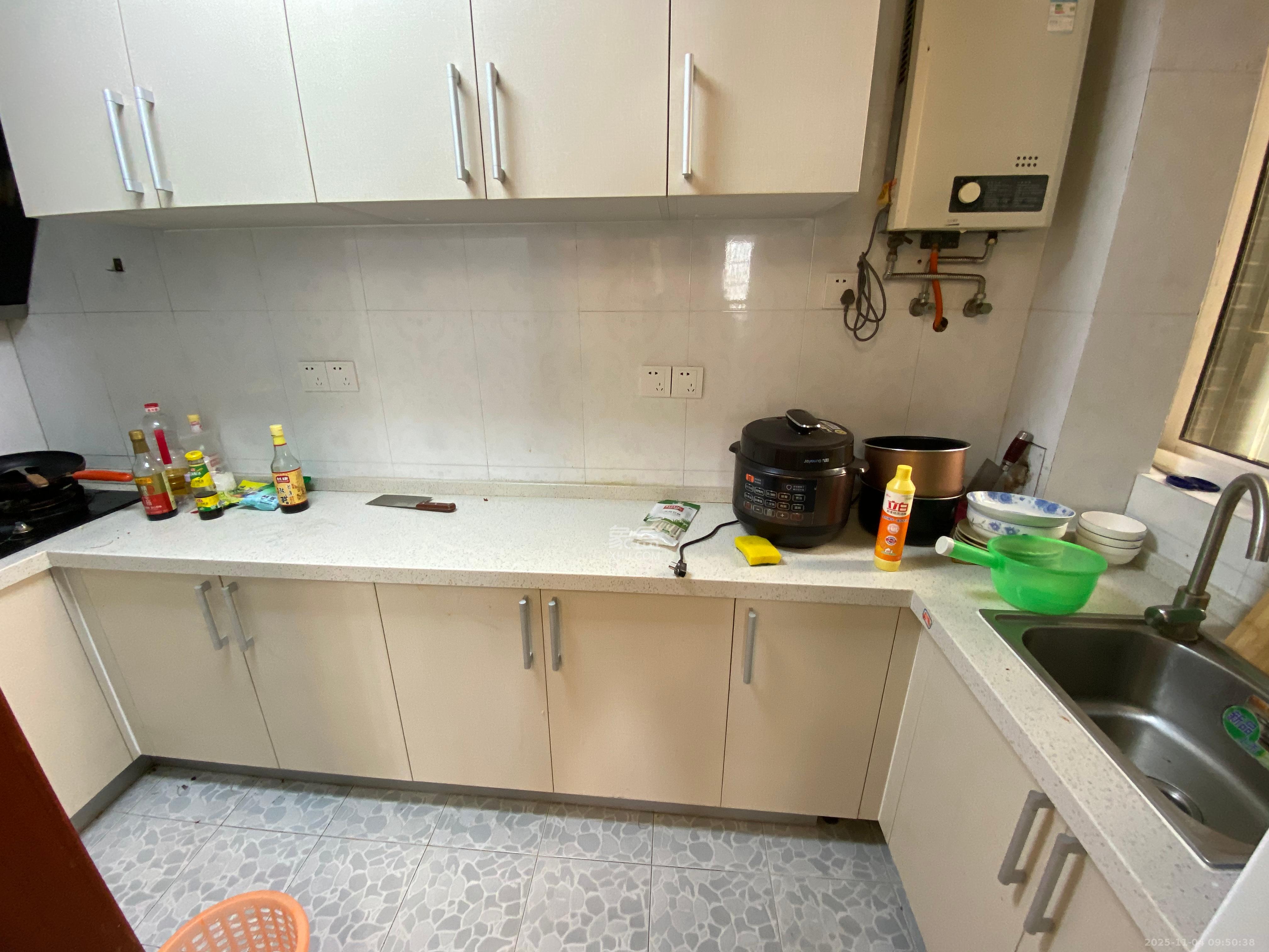 城市动力  2室2厅1卫    2200.0元/月室内图