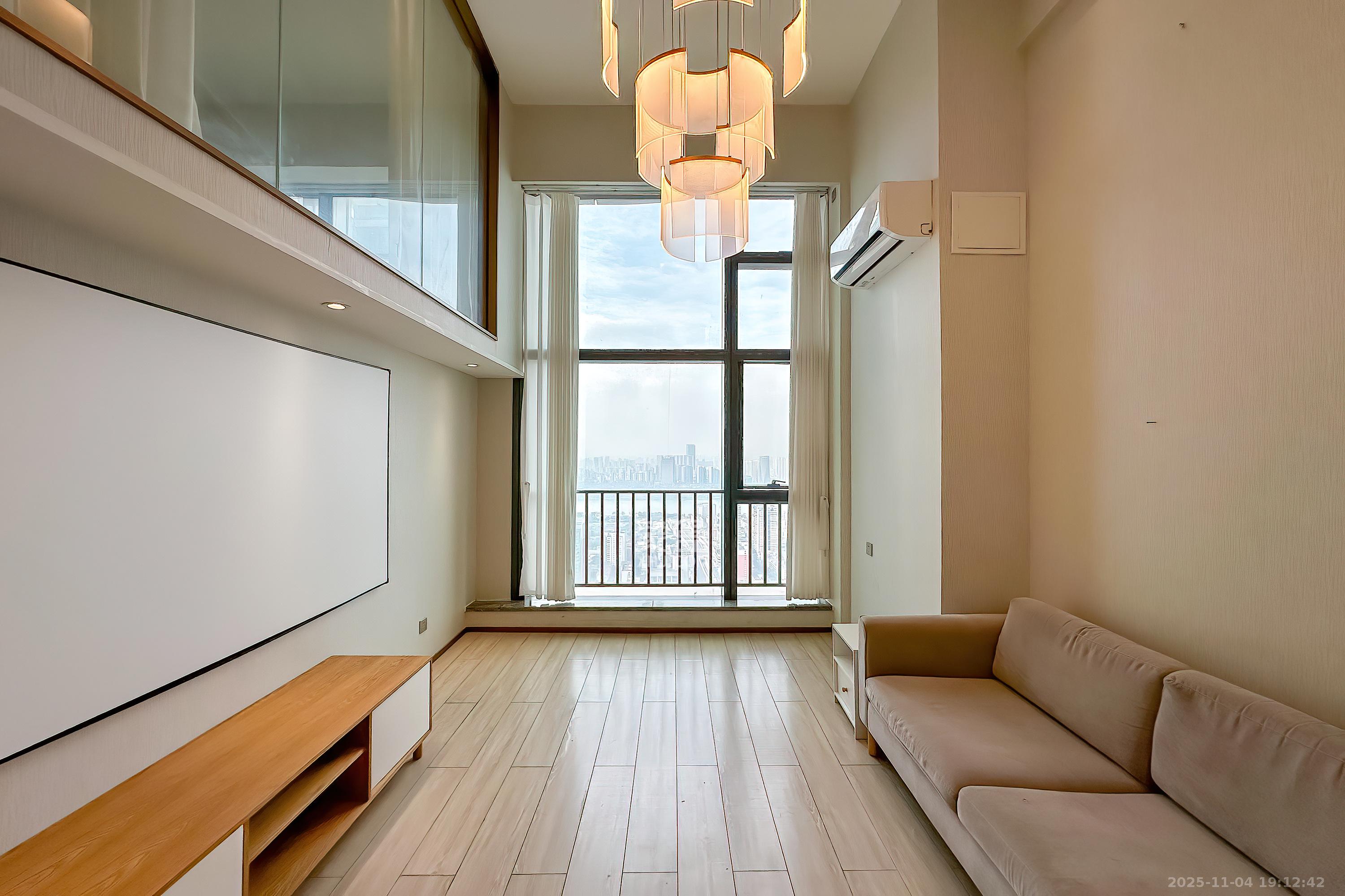 华远华时代  3室2厅2卫    98.0万