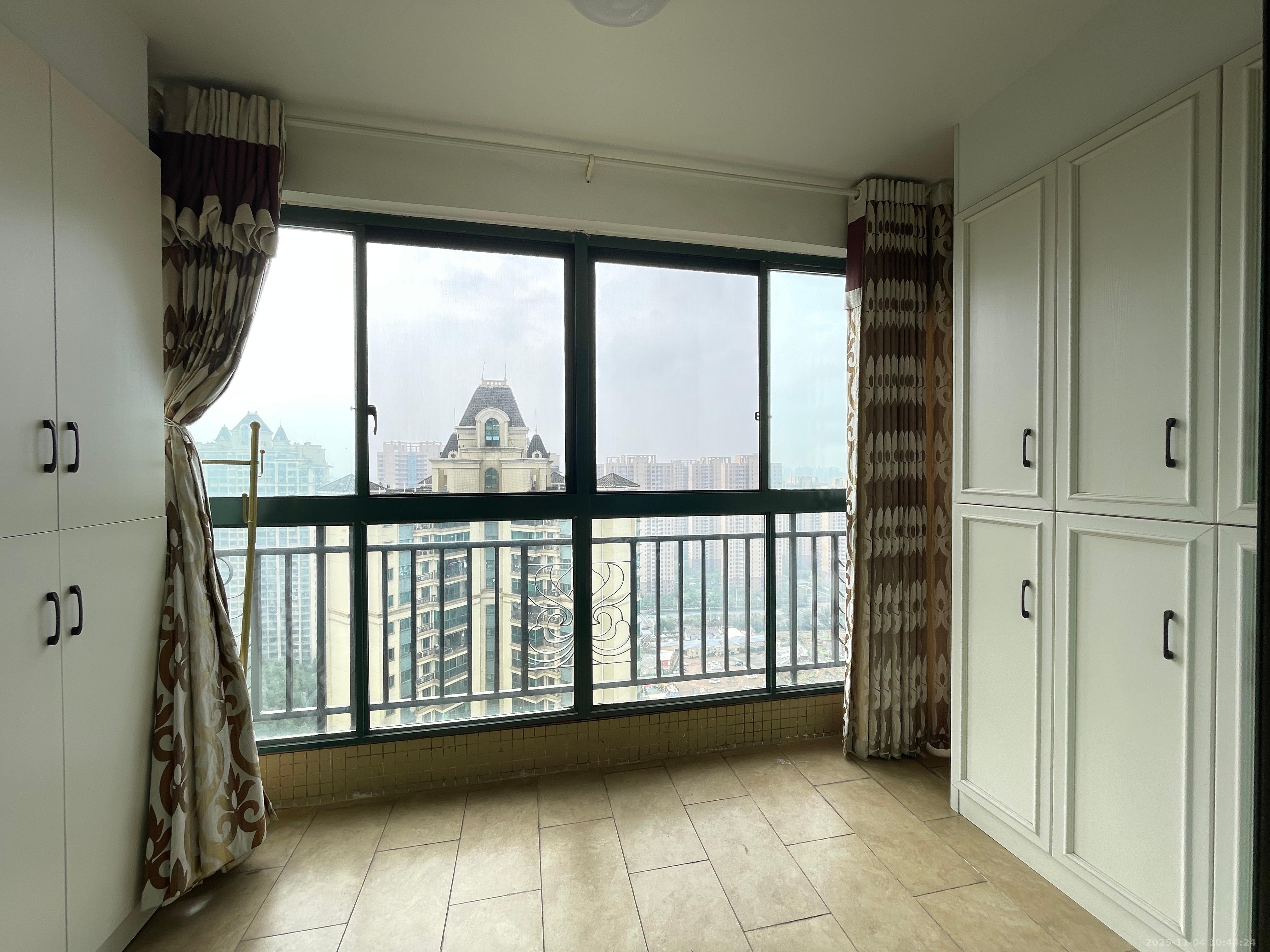 株洲恒大名都  3室2厅2卫    1800.0元/月室内图