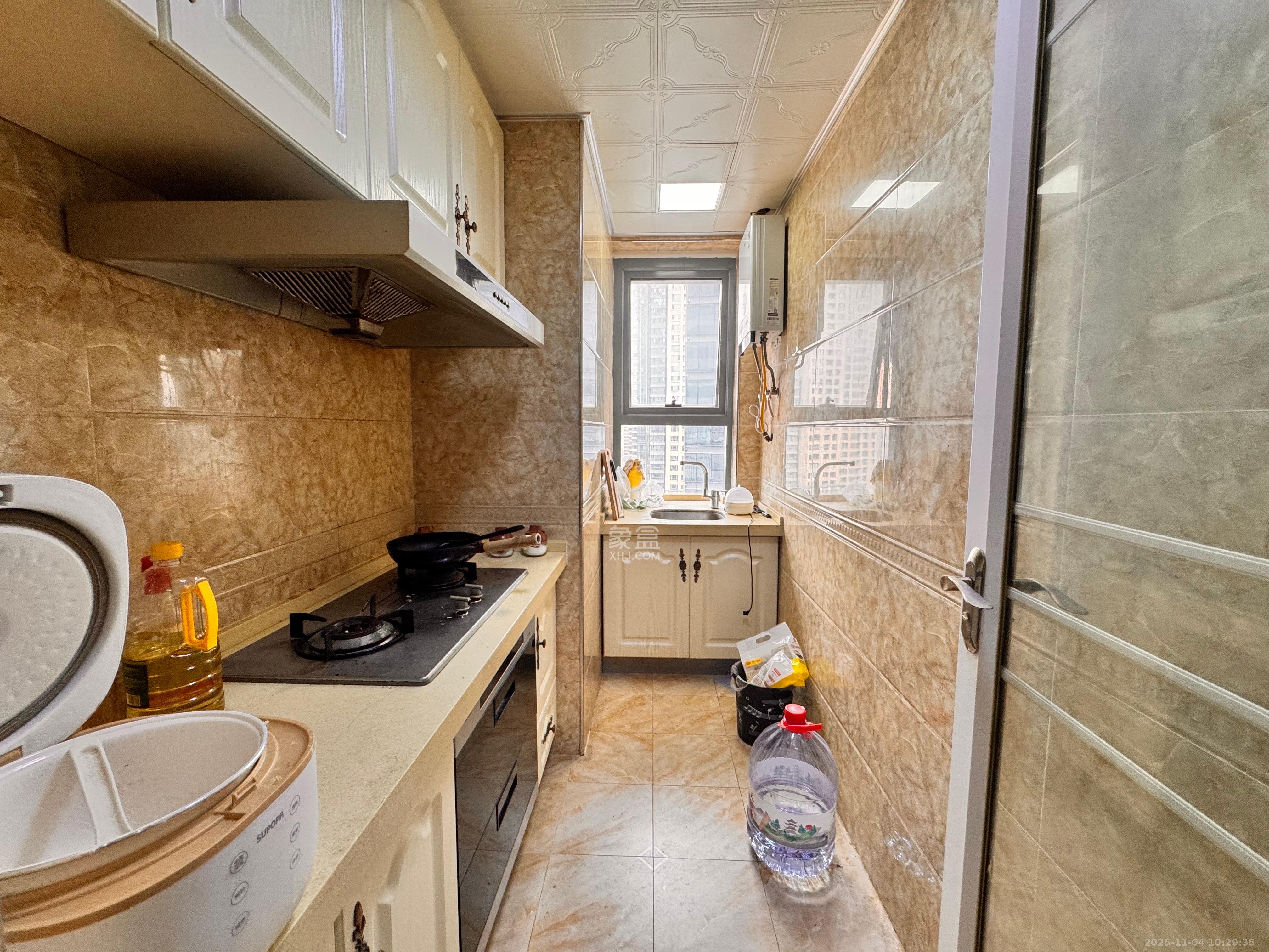 东怡外国（南湖一号)  2室1厅1卫    3000.0元/月室内图