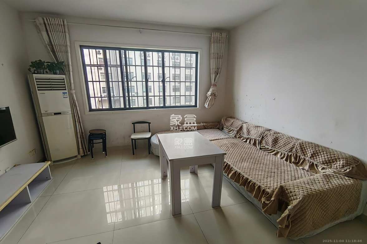 世纪桃花苑 2室2厅1卫 1700.0元/月 世纪桃花苑 2室2厅1卫 1700.0元/月室内图