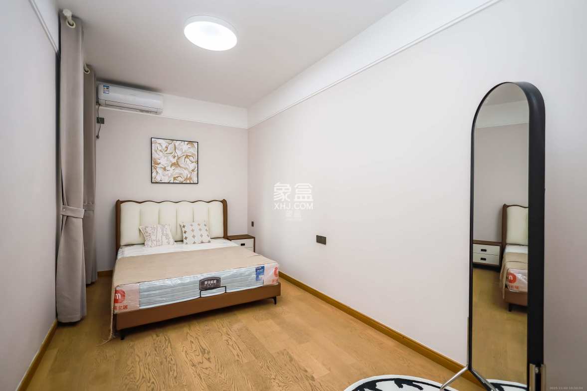 长房云西府一期 3室2厅1卫 92.8万 长房云西府一期 3室2厅1卫 92.8万卧室