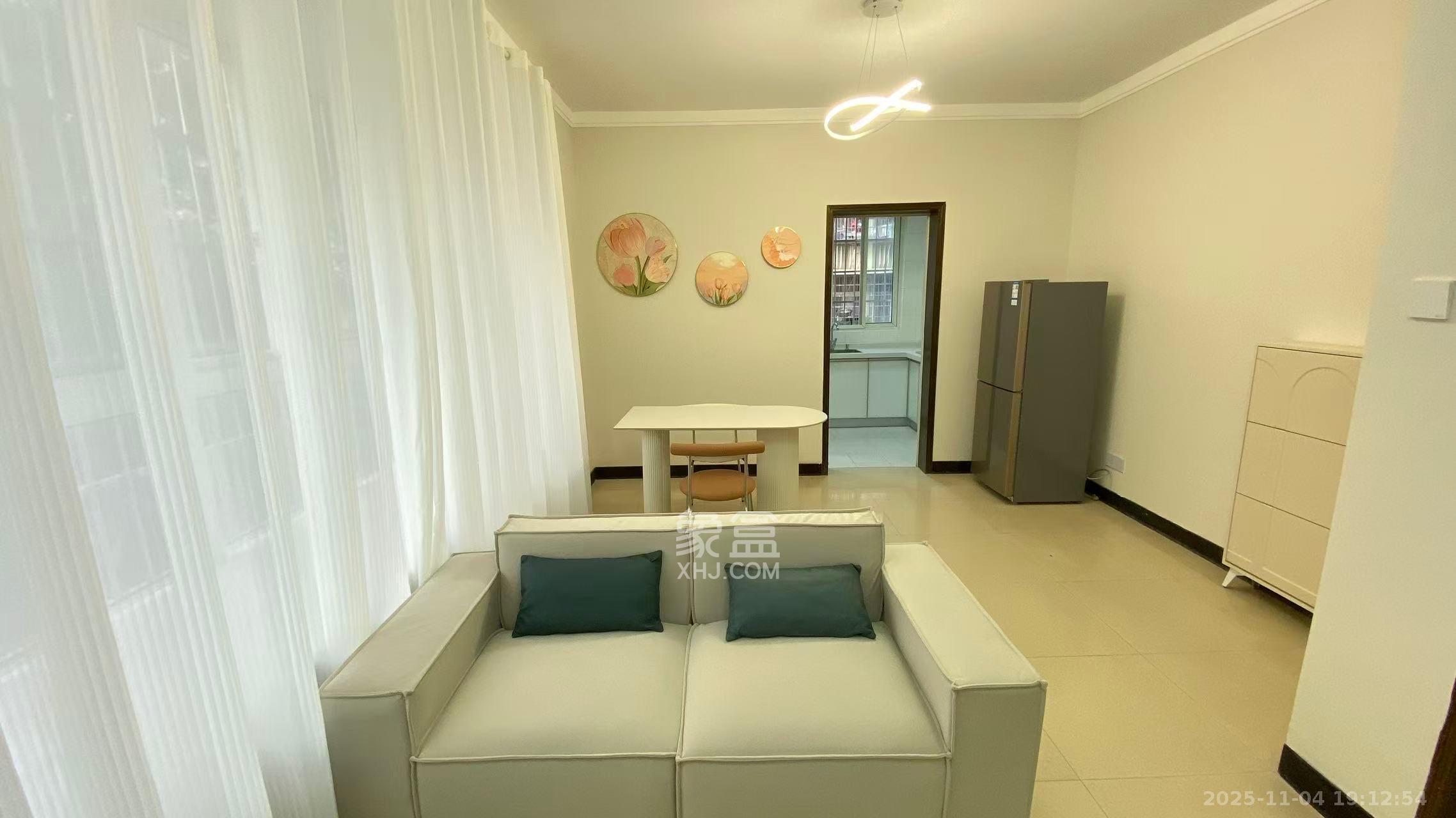 依星苑 2室1厅1卫 1980.0元/月 依星苑 2室1厅1卫 1980.0元/月室内图