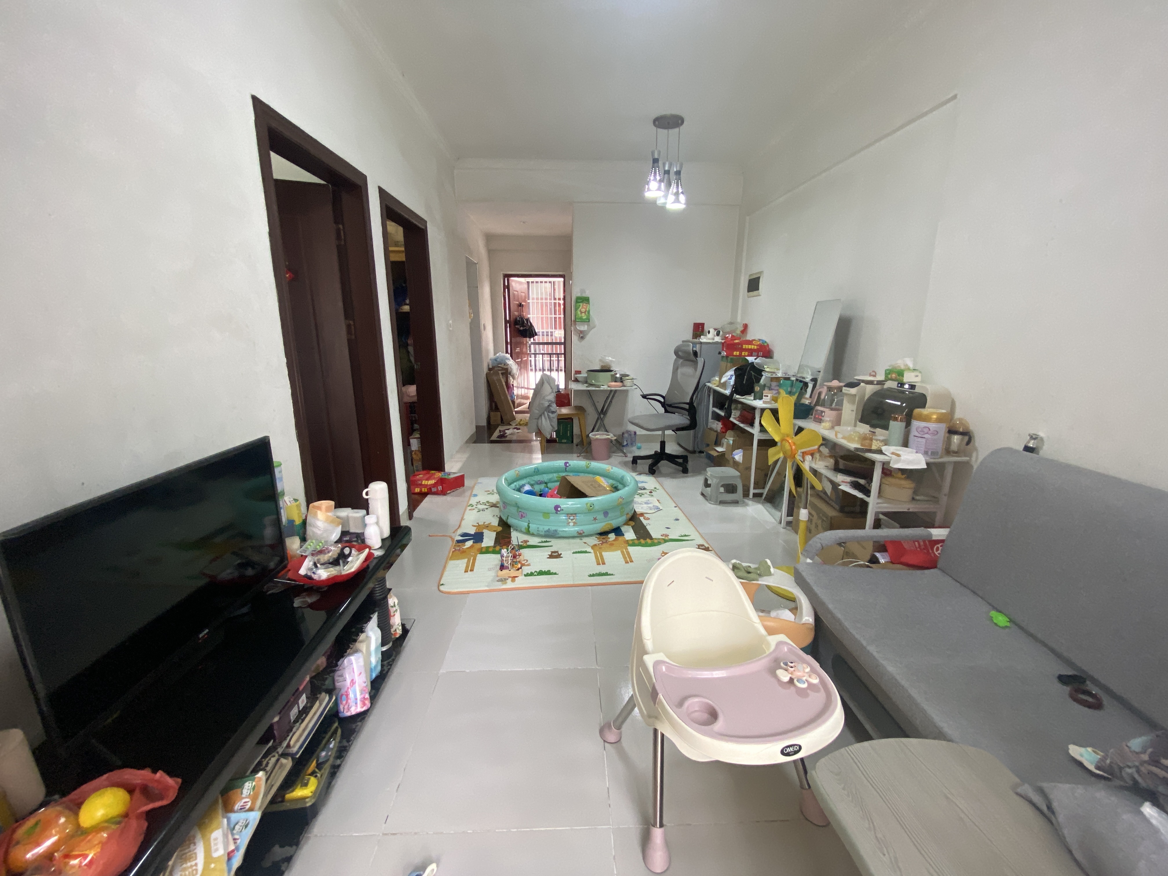 凤翔花园(A区) 2室2厅1卫 1600.0元/月 凤翔花园(A区) 2室2厅1卫 1600.0元/月室内图